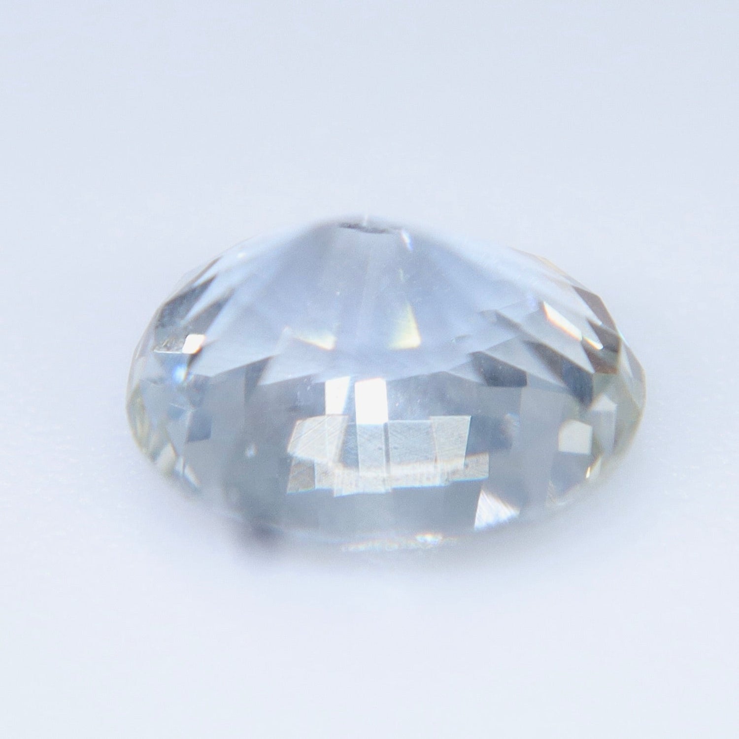 Natural White Sapphire – 1.65 Carat Unheated Ceylon Oval (VS Clarity) - Sapphirepal