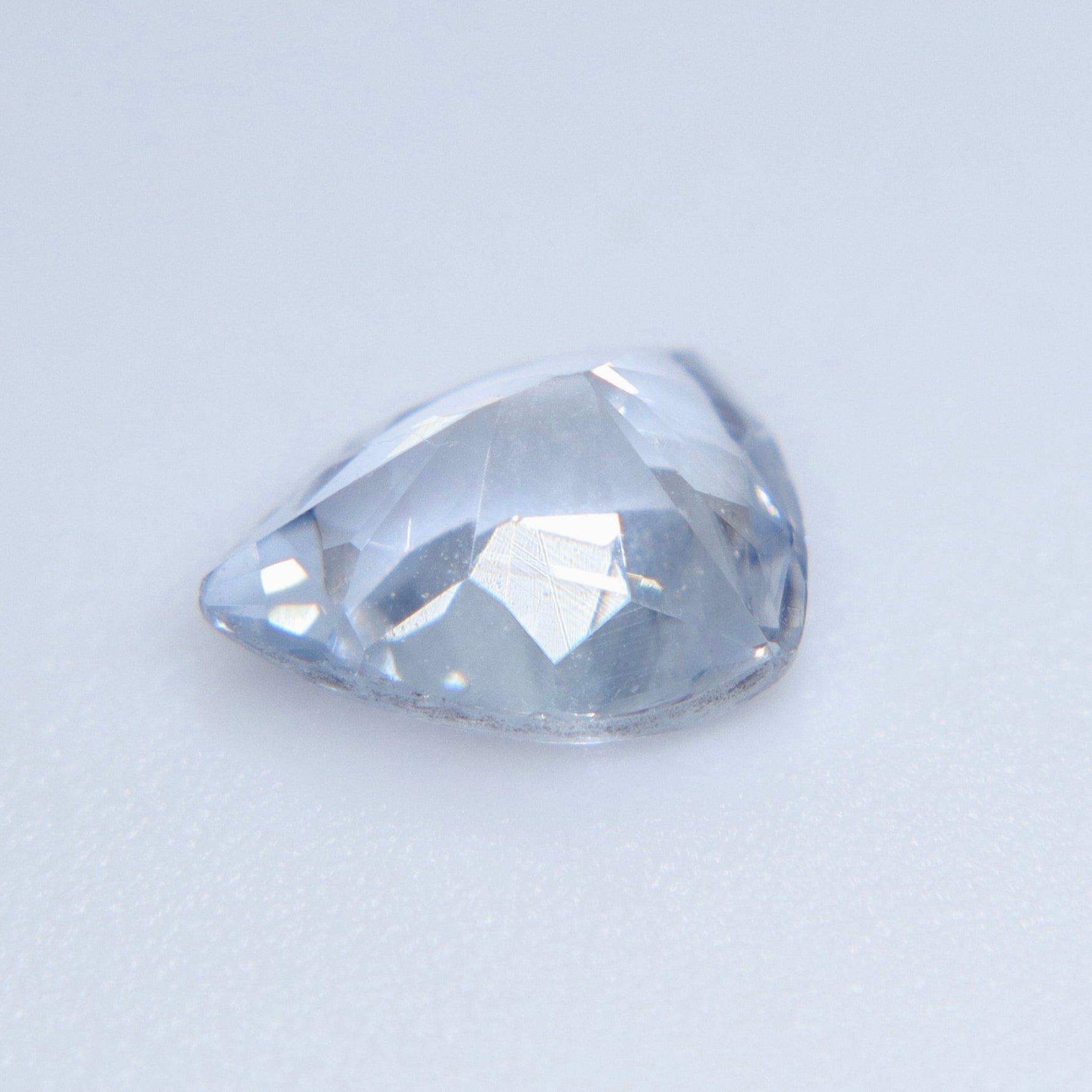 Natural White Sapphire (Heated) – 1.25 ct Modified Trillion Cut Loose Ceylon Sapphire | VS - Sapphirepal