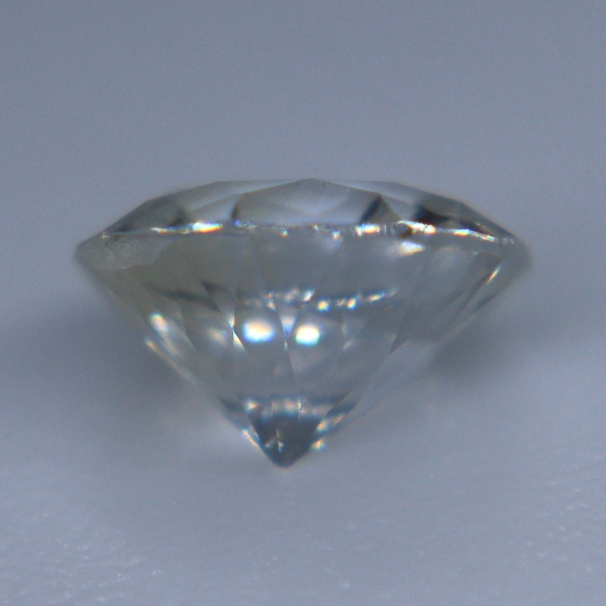 Natural White Sapphire | Round Cut | 0.60 Carat | 5.22 × 5.22 × 3.12 mm | Gemstone | Ceylon - Sapphirepal