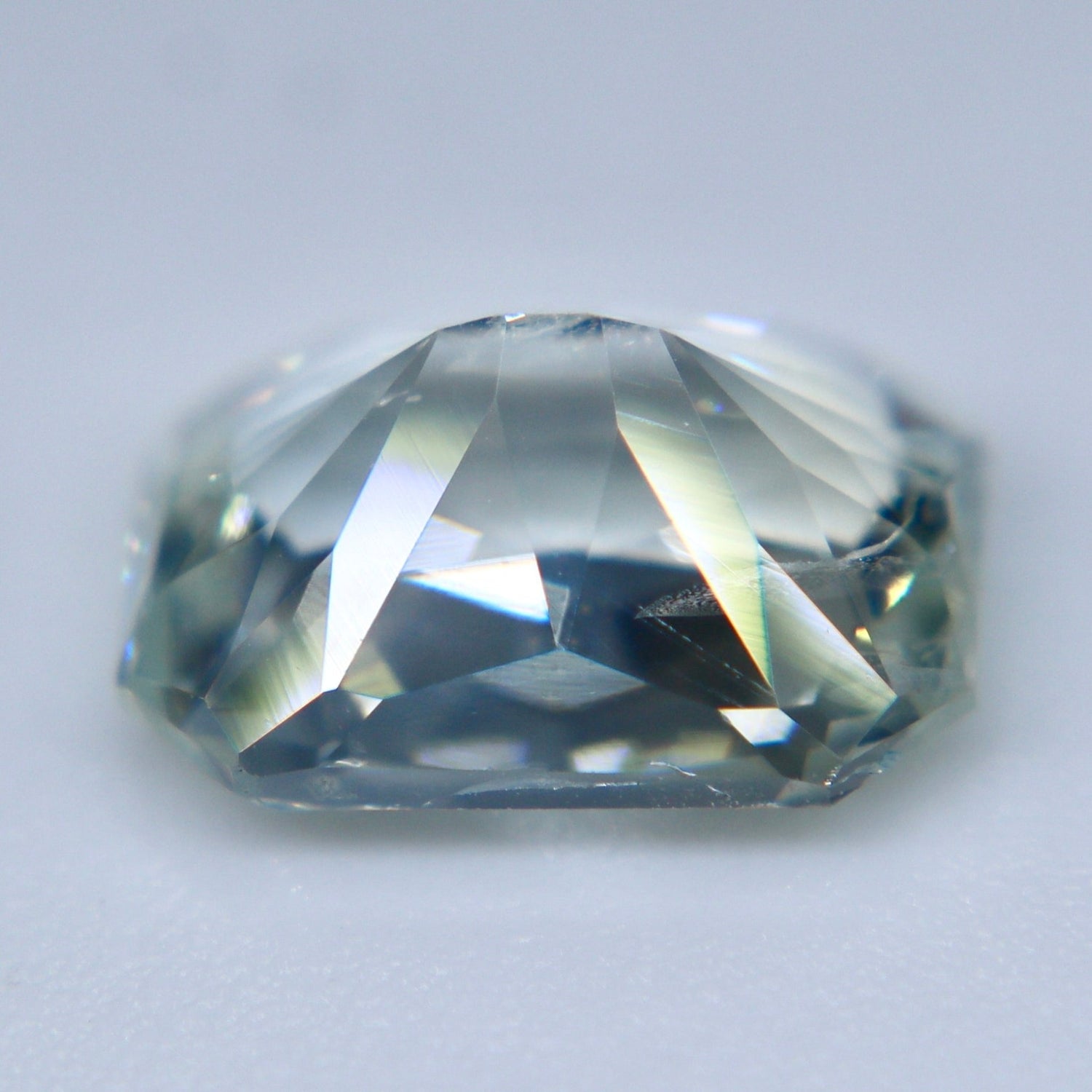 Natural White Sapphire with Slight Yellow | Emerald Cut | 2.88 Carat | Unheated Ceylon Gemstone - Sapphirepal
