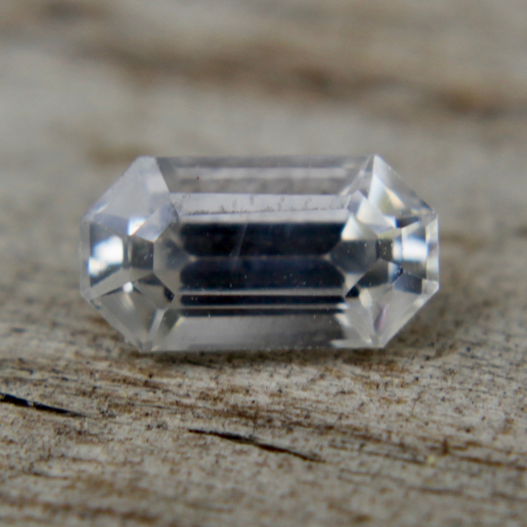 Natural White Sapphire - Sapphirepal