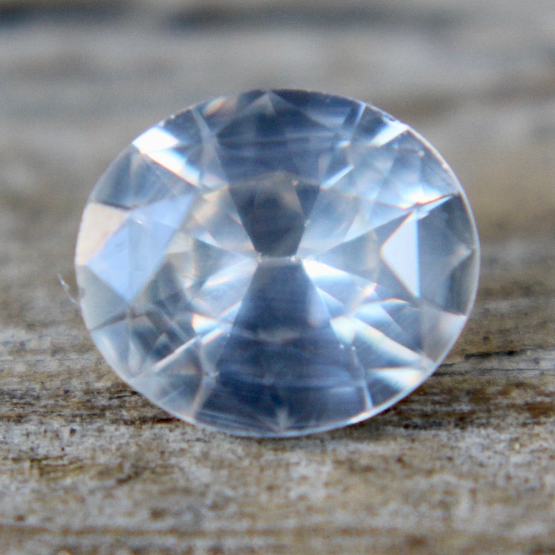 Natural White Sapphire - Sapphirepal