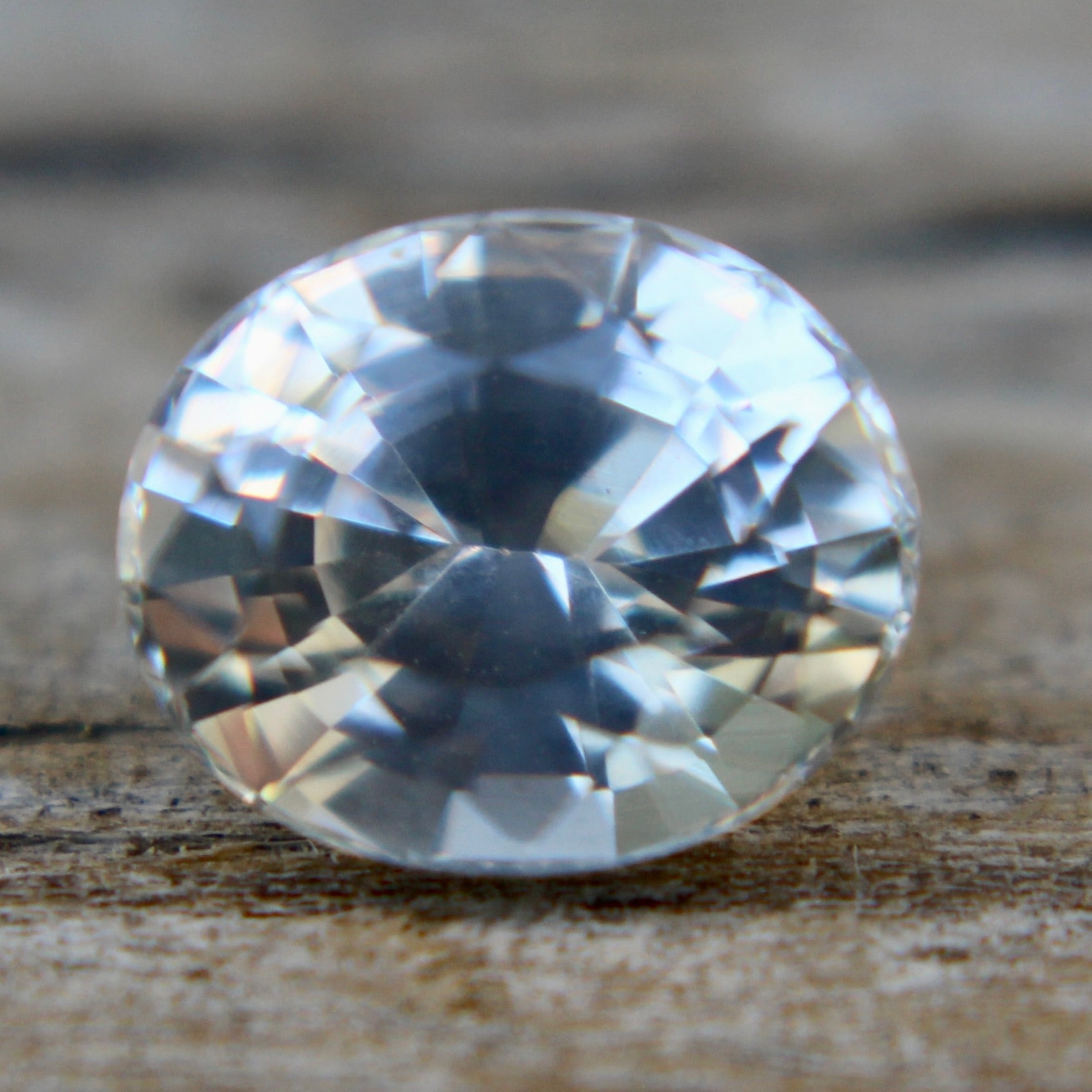 Natural White Sapphire - Sapphirepal