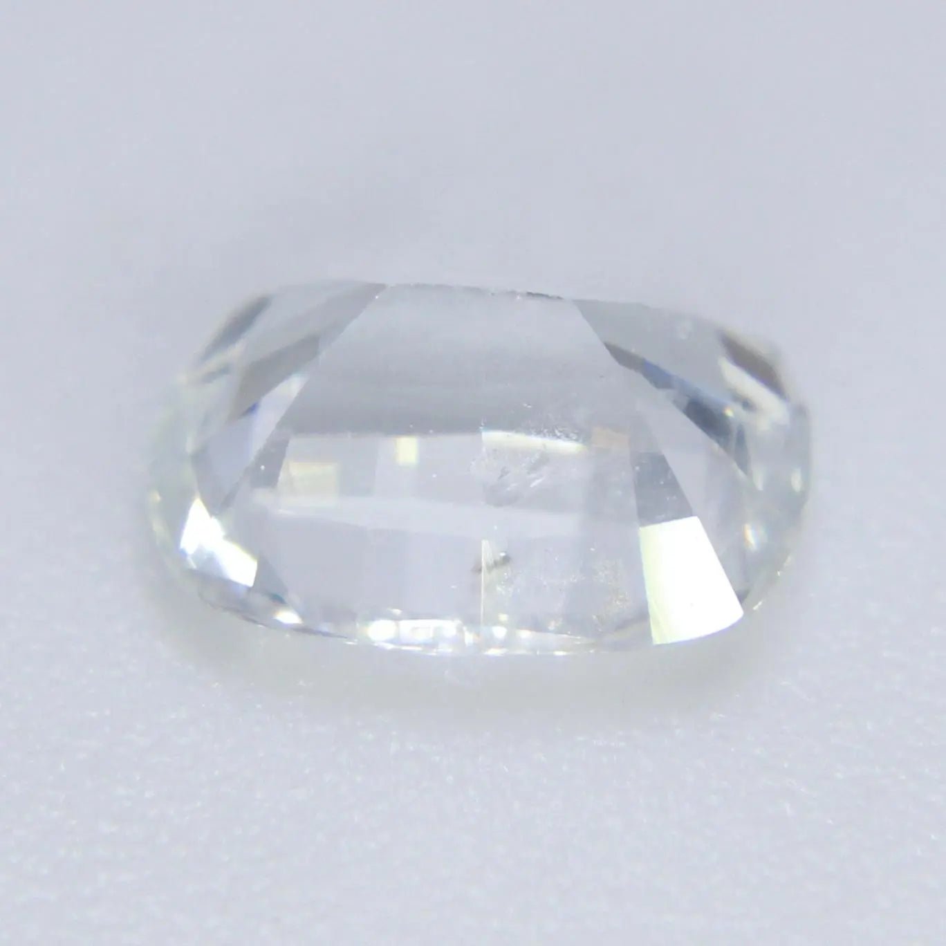 Natural White Sapphire - Sapphirepal
