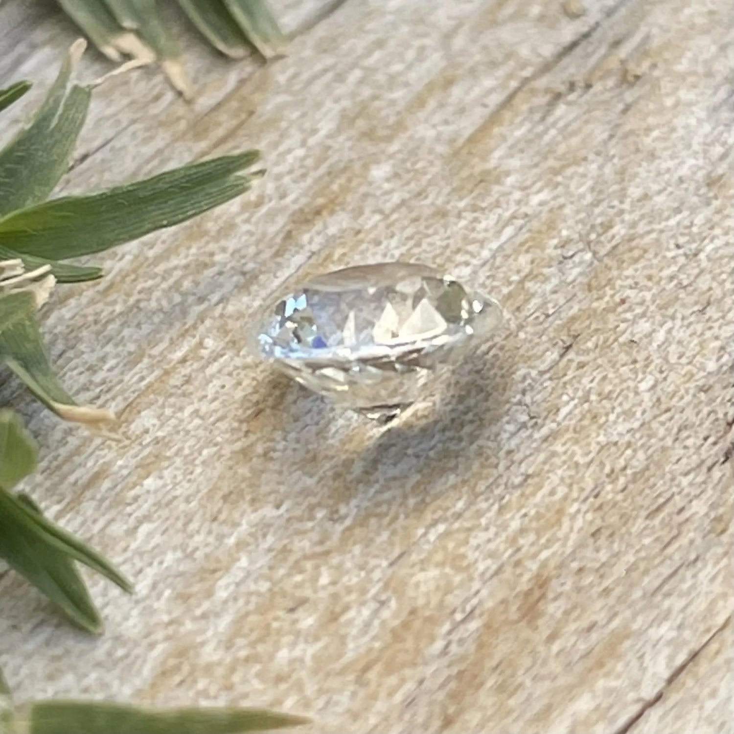 Natural White Sapphire - Sapphirepal