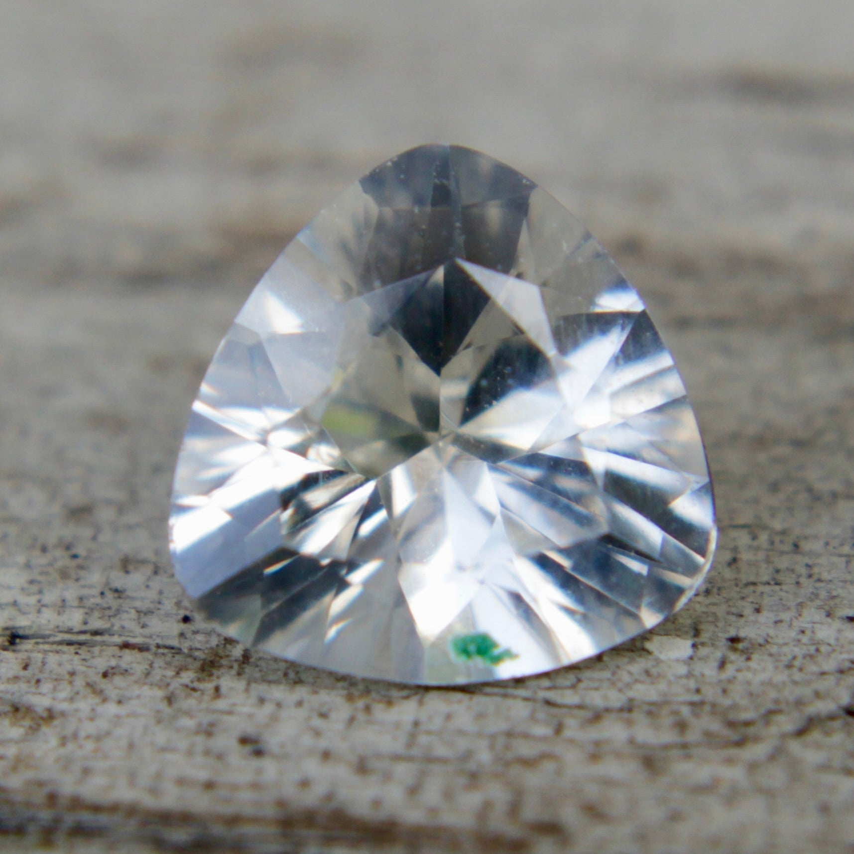 Natural White Sapphire - Sapphirepal