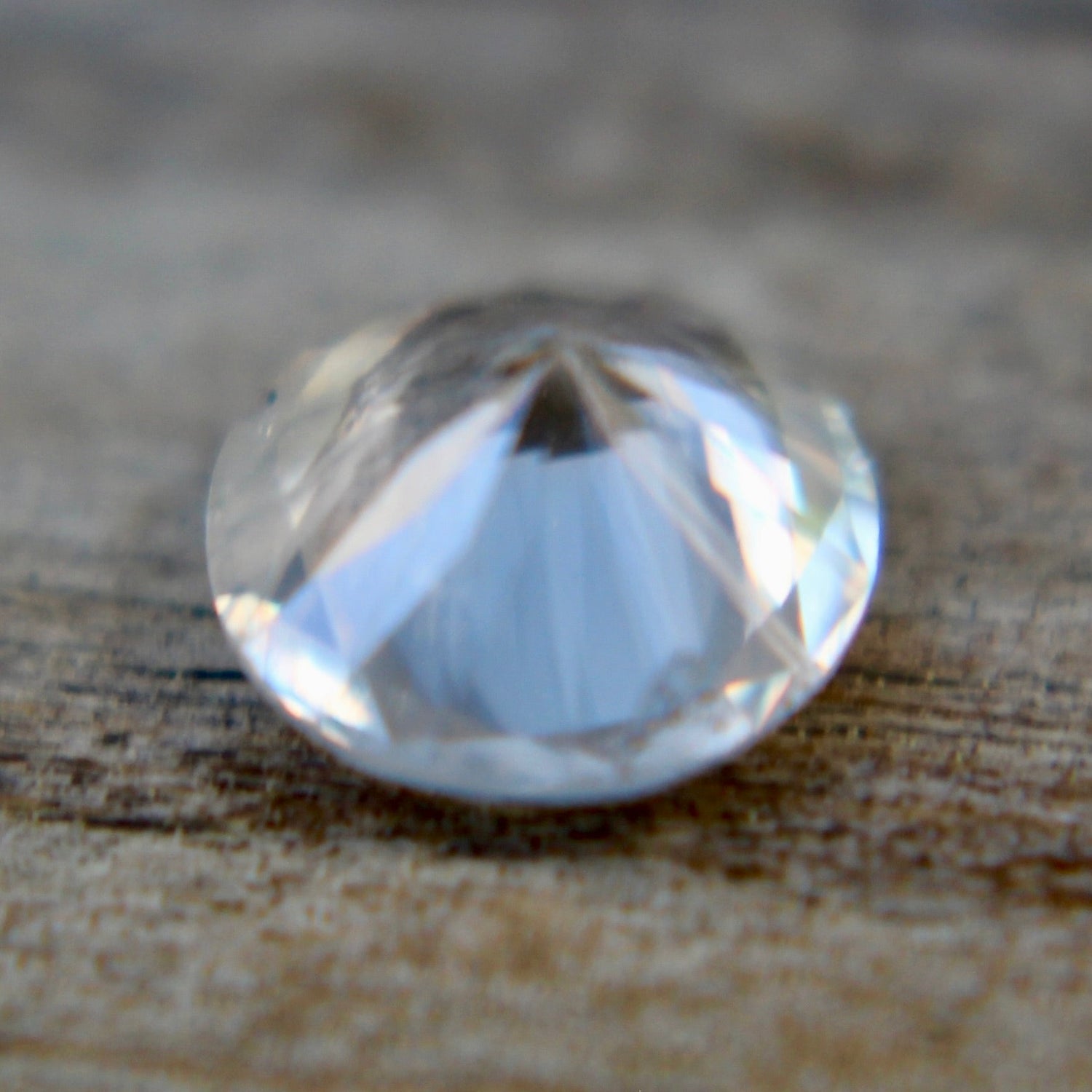Natural White Sapphire - Sapphirepal