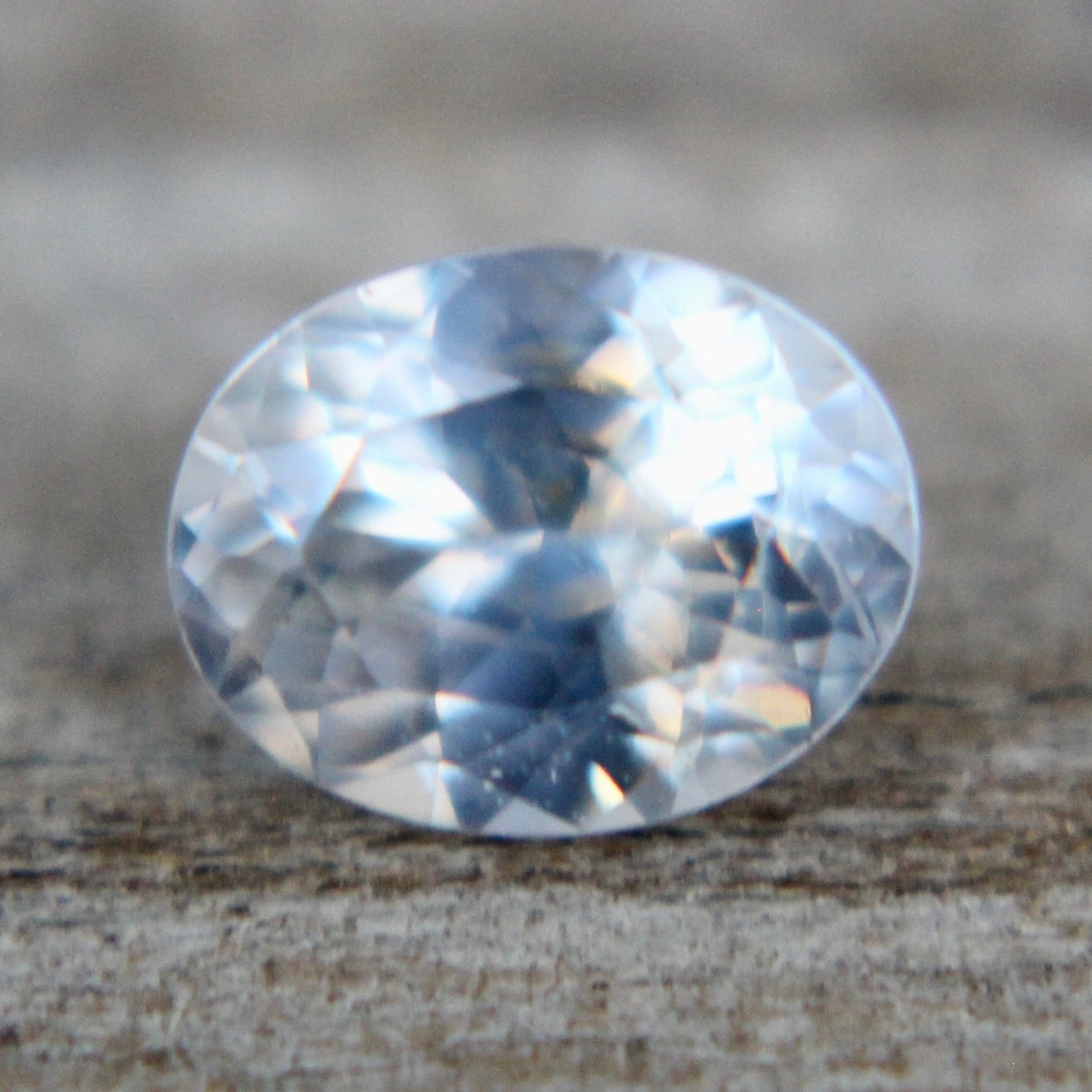Natural White Sapphire - Sapphirepal