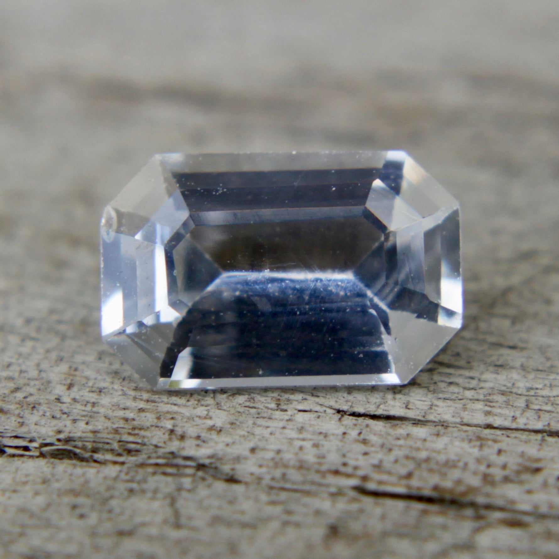 Natural White Sapphire - Sapphirepal