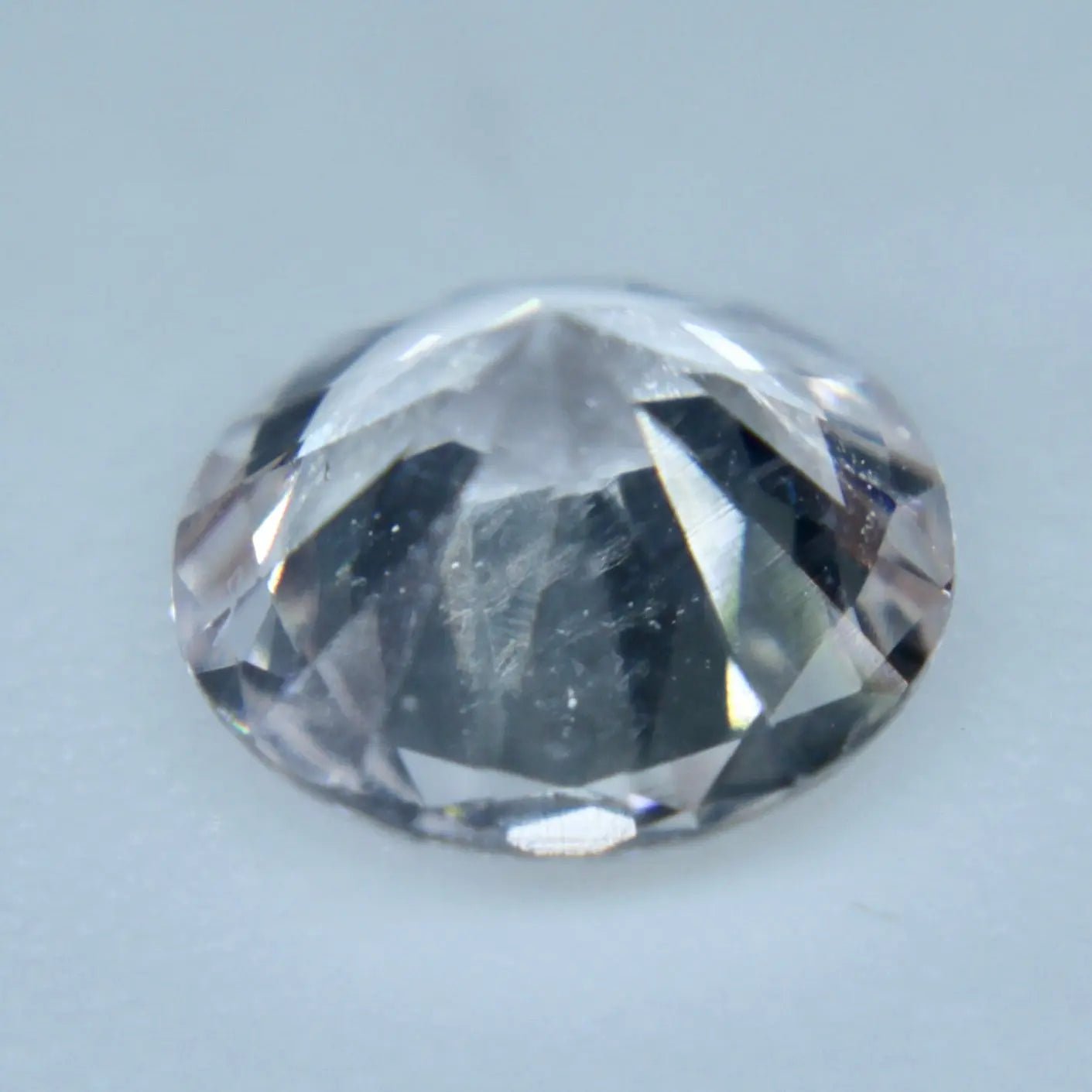 Natural White Sapphire - Sapphirepal