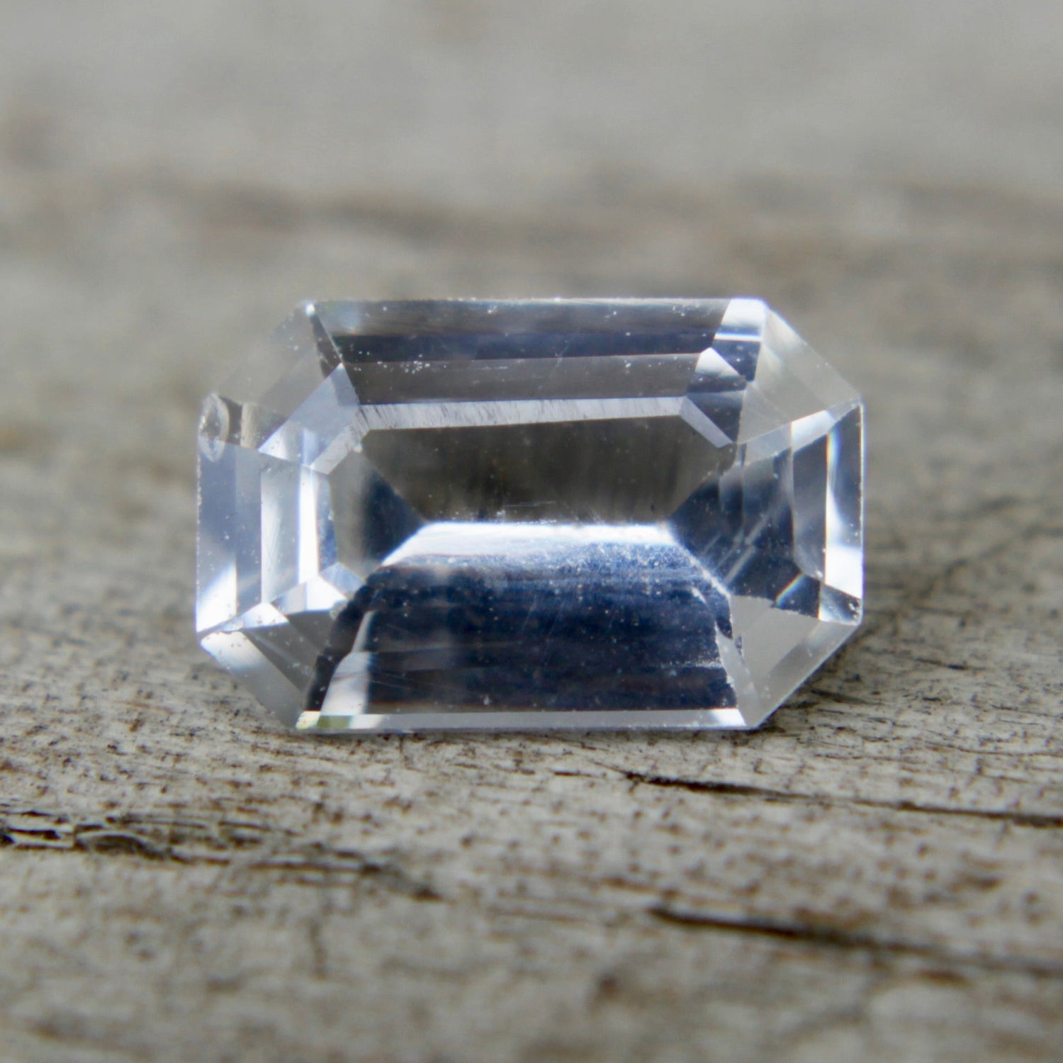 Natural White Sapphire - Sapphirepal