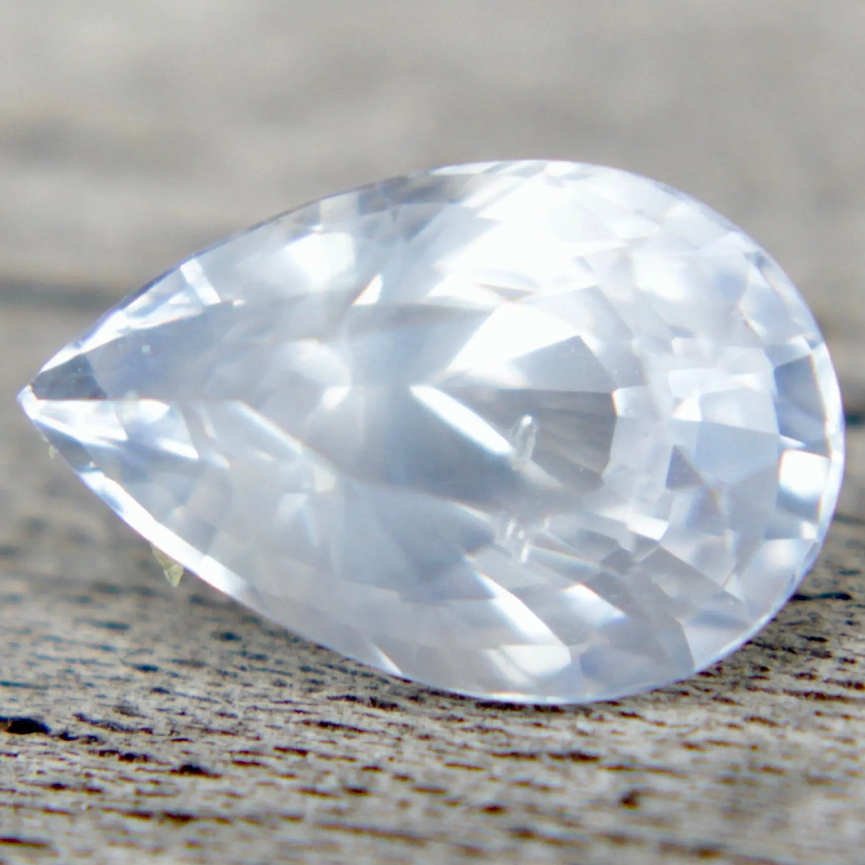 Natural White Sapphire - Sapphirepal