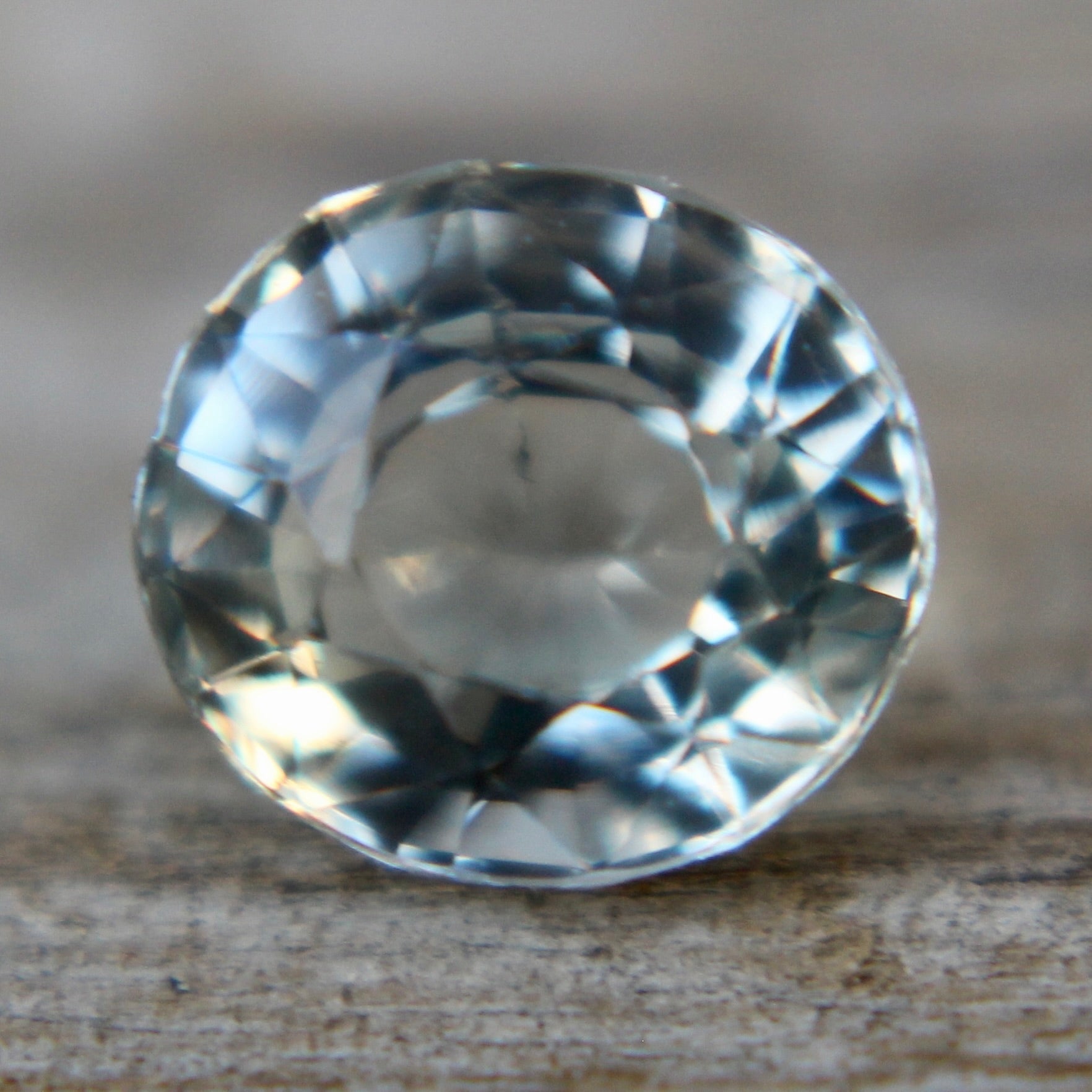 Natural White Sapphire - Sapphirepal