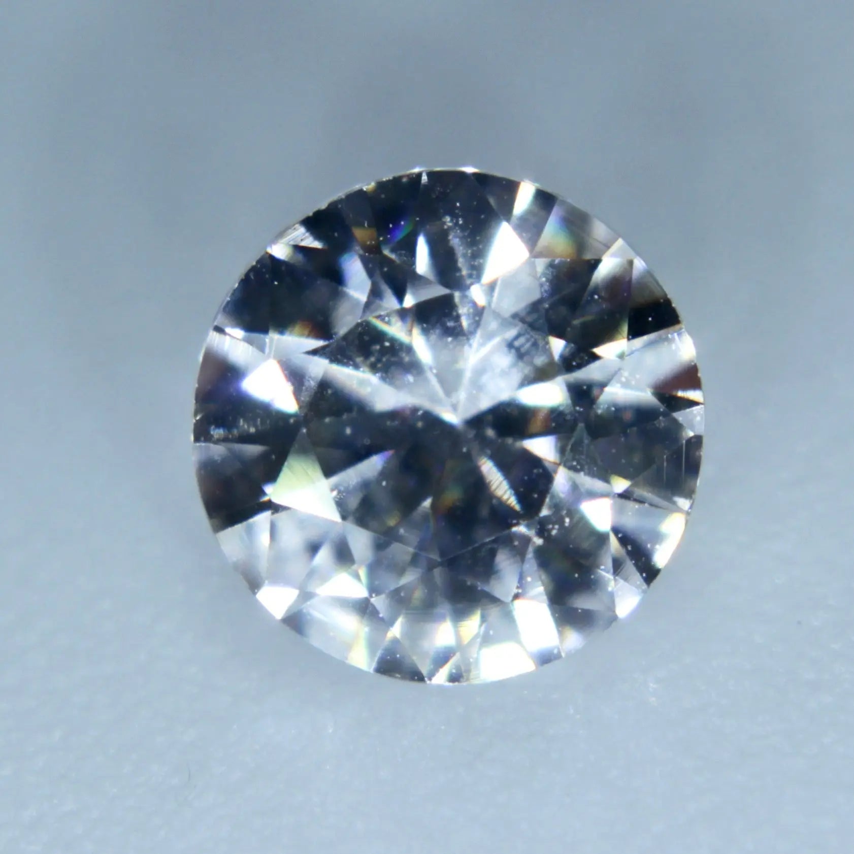 Natural White Sapphire - Sapphirepal