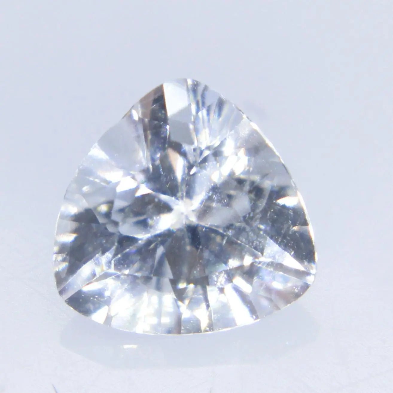 Natural White Sapphire - Sapphirepal