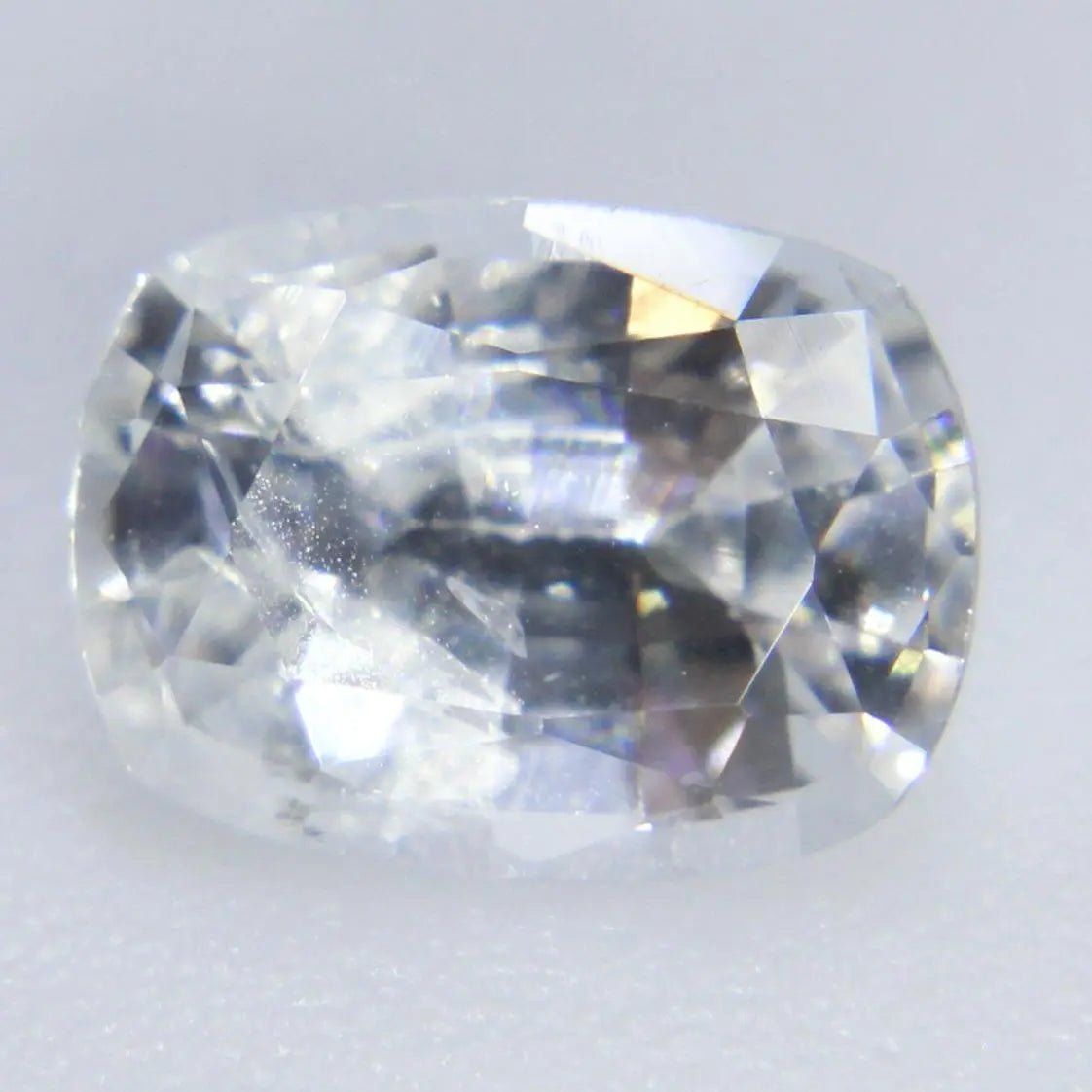 Natural White Sapphire - Sapphirepal