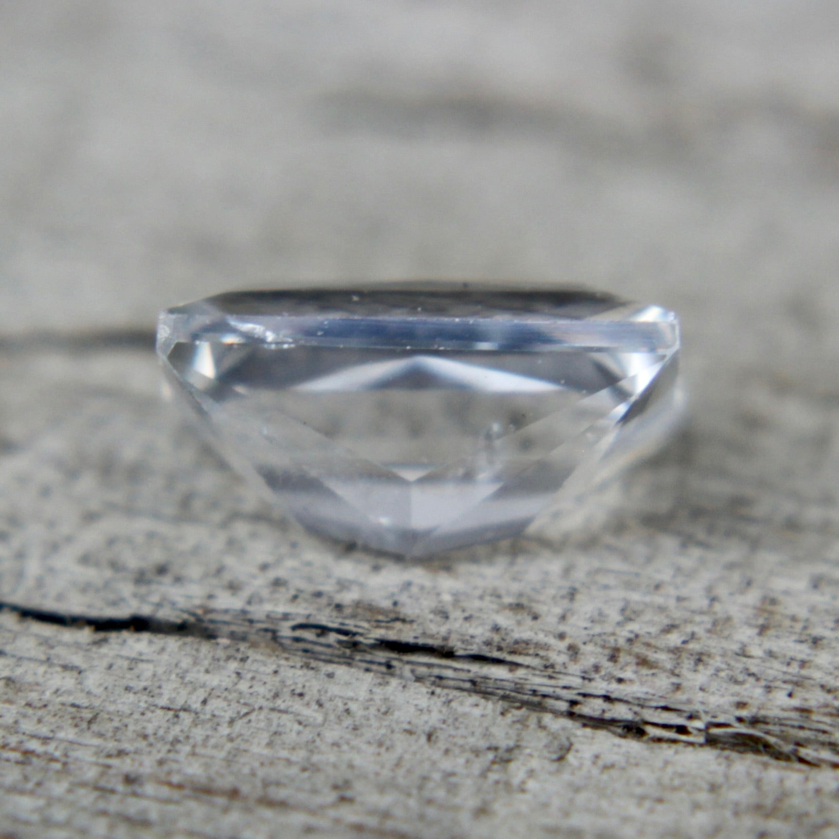 Natural White Sapphire - Sapphirepal