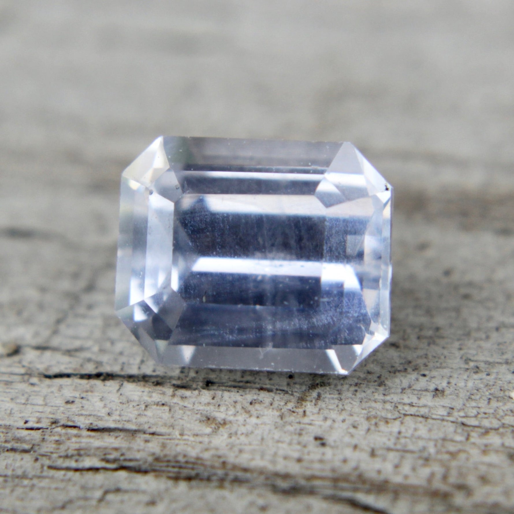 Natural White Sapphire - Sapphirepal