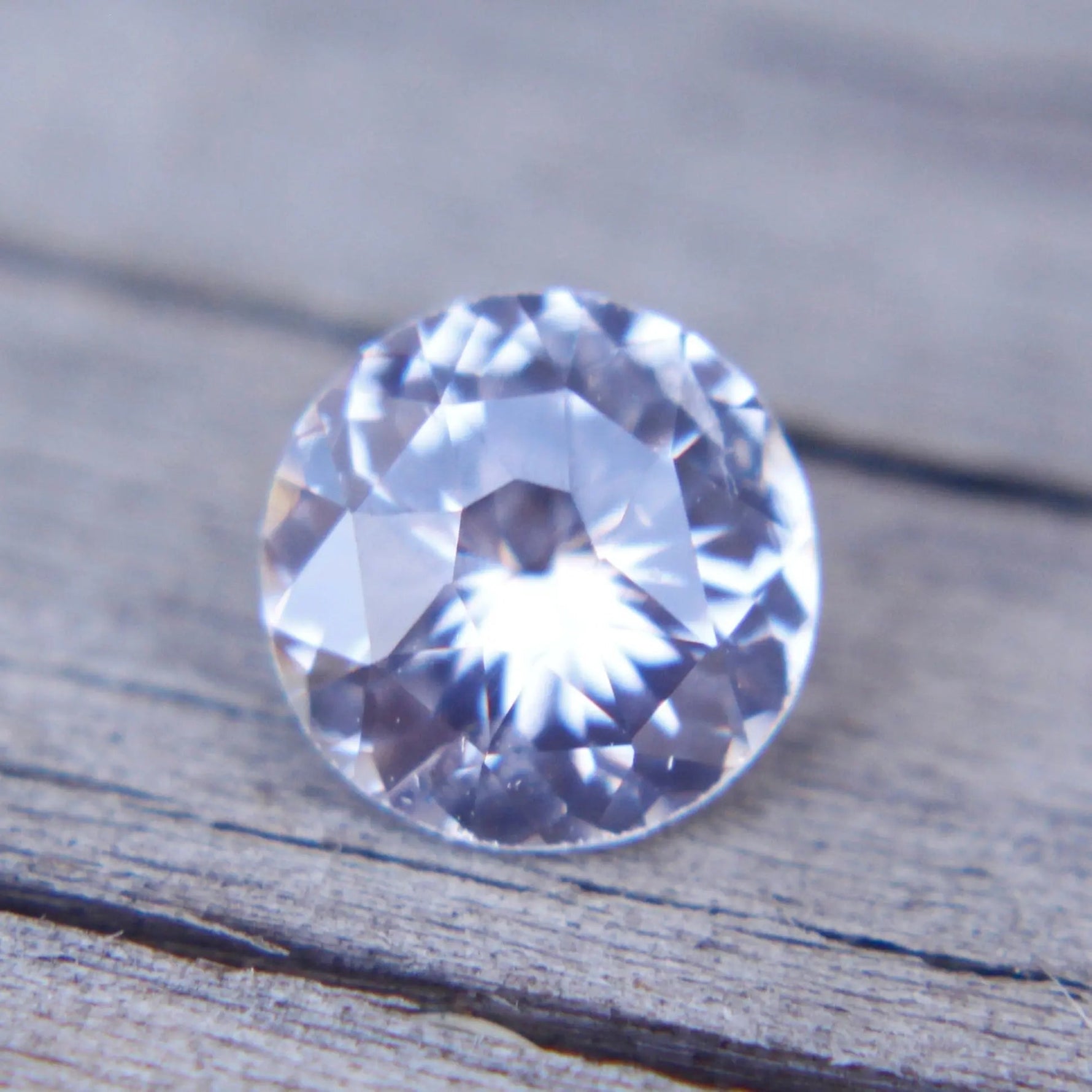 Natural White Sapphire - Sapphirepal