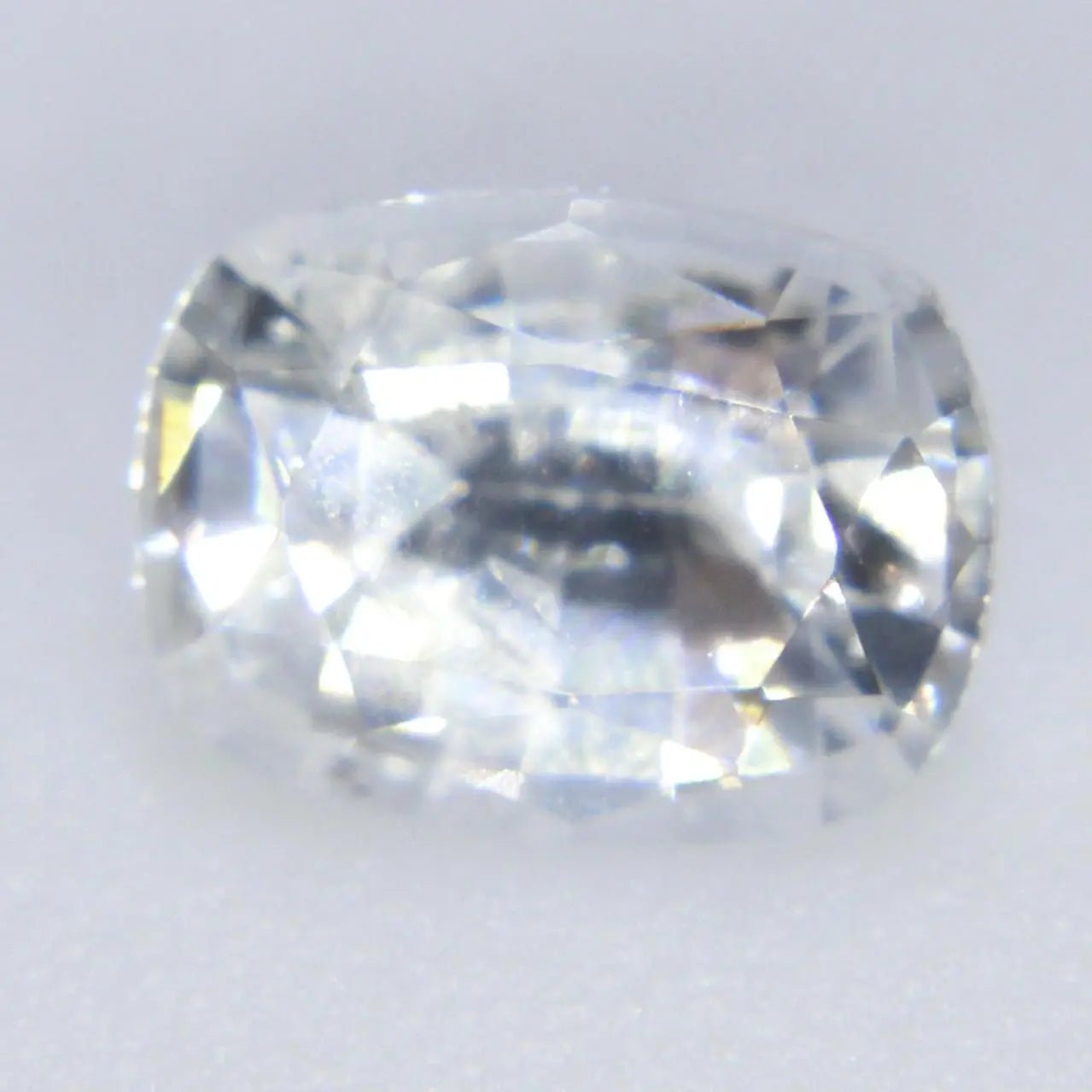Natural White Sapphire - Sapphirepal