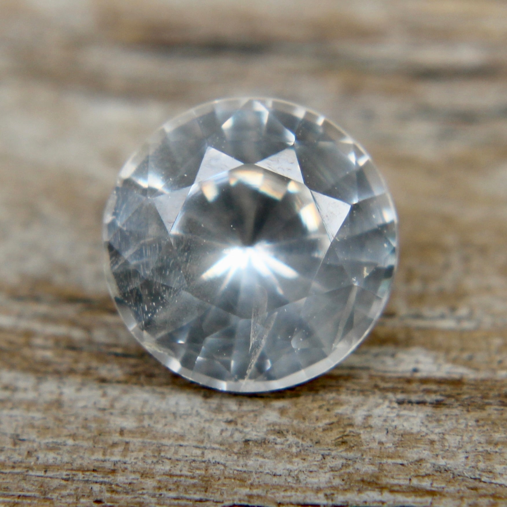 Natural White Sapphire - Sapphirepal