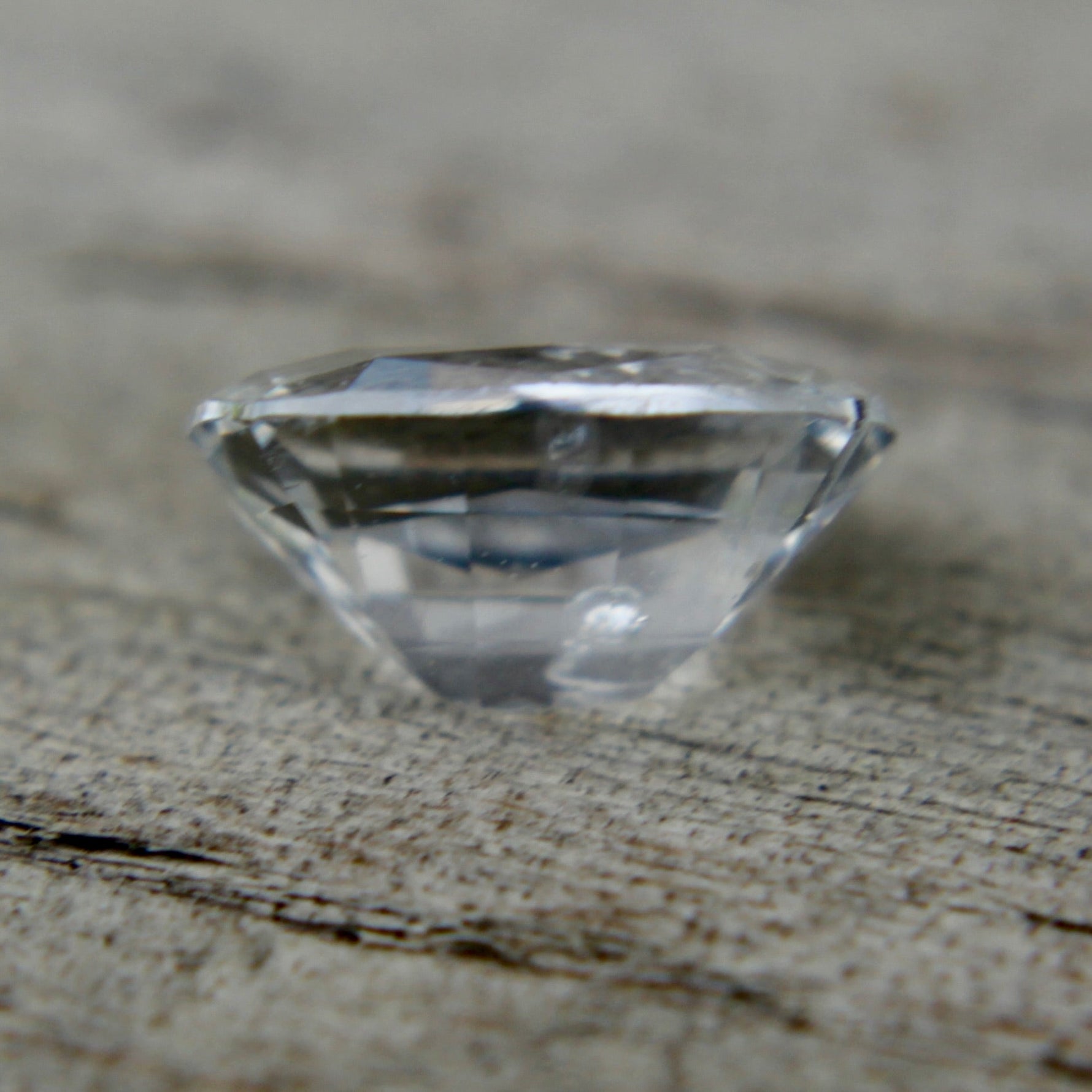 Natural White Sapphire - Sapphirepal