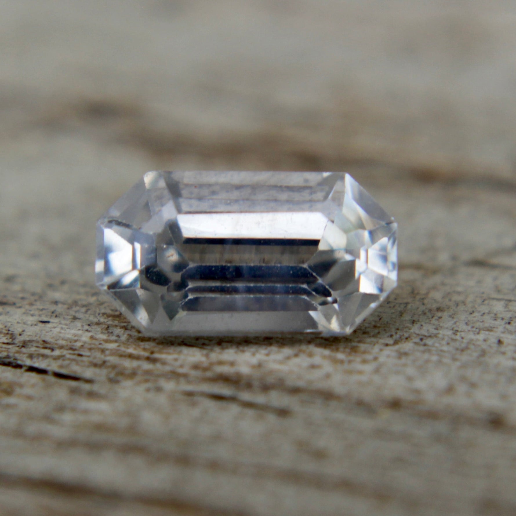 Natural White Sapphire - Sapphirepal