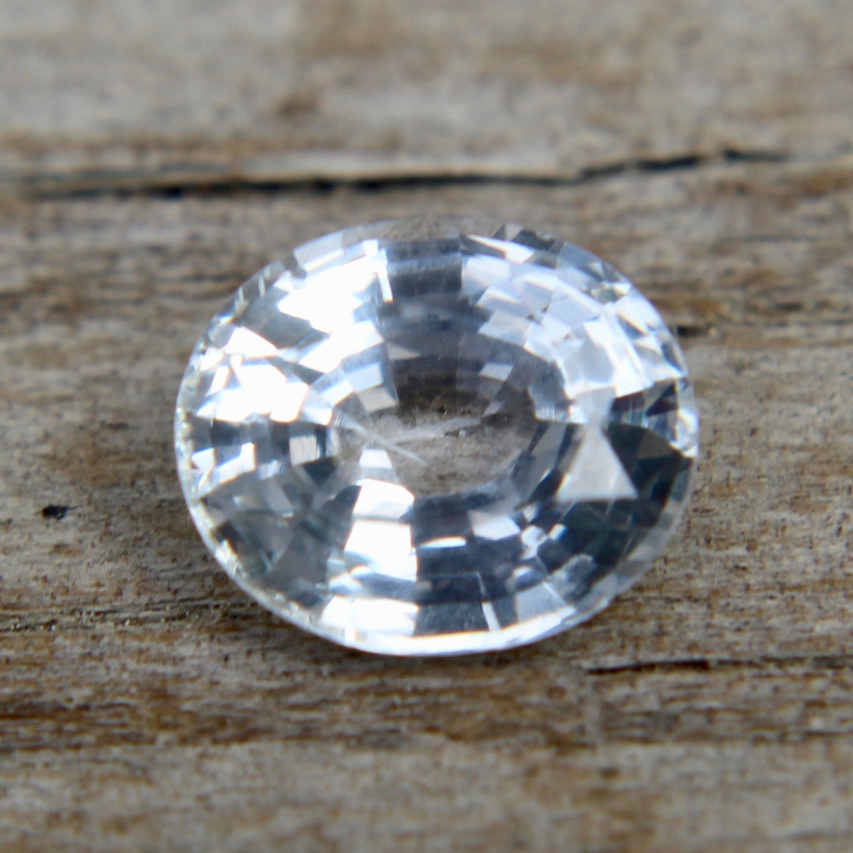 Natural White Sapphire - Sapphirepal