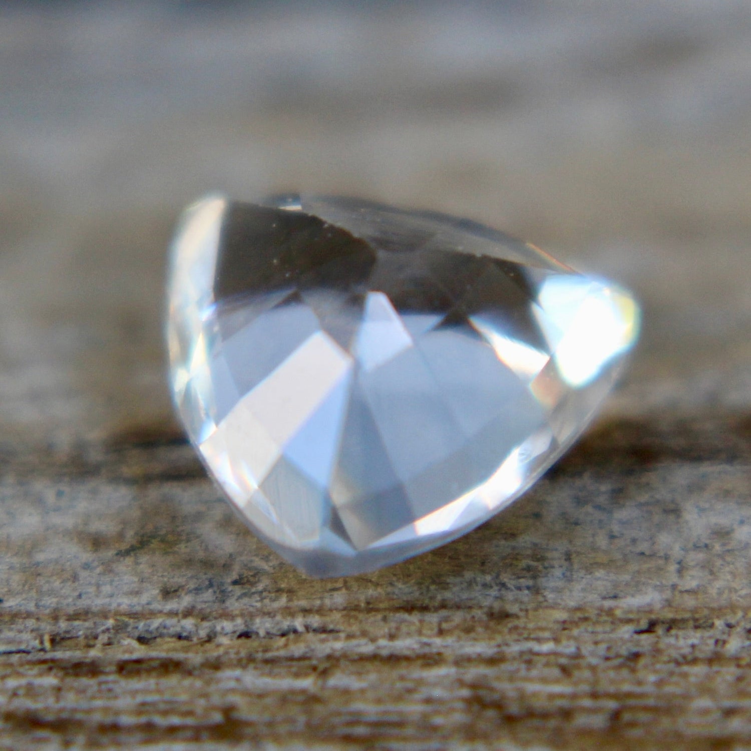 Natural White Sapphire - Sapphirepal