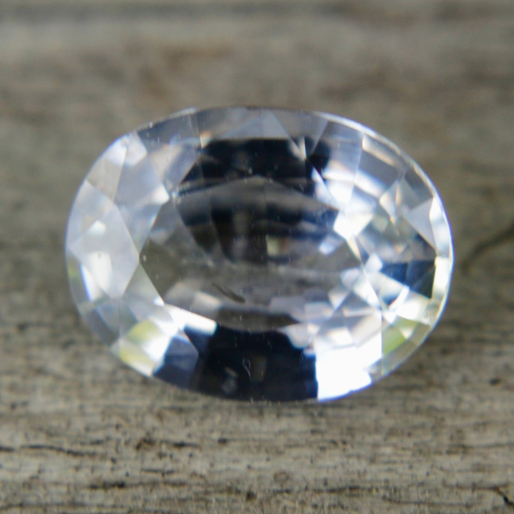 Natural White Sapphire - Sapphirepal