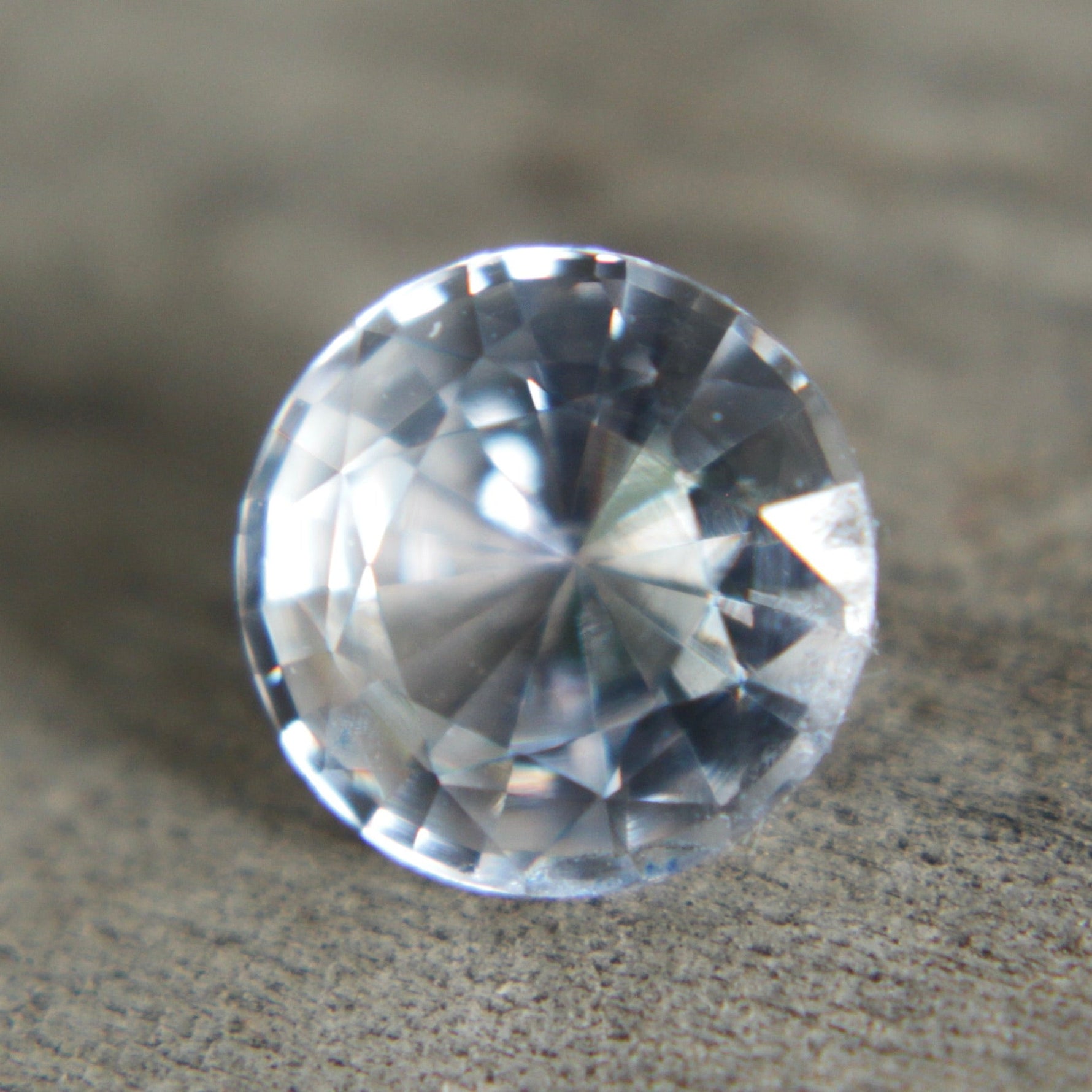 Natural White Sapphire - Sapphirepal