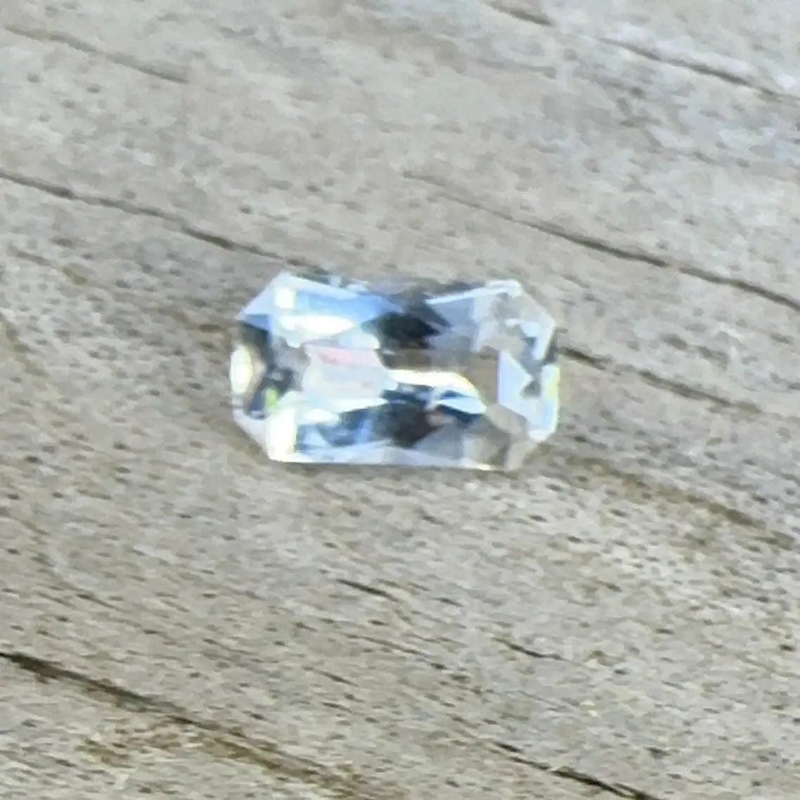 Natural White Sapphire - Sapphirepal