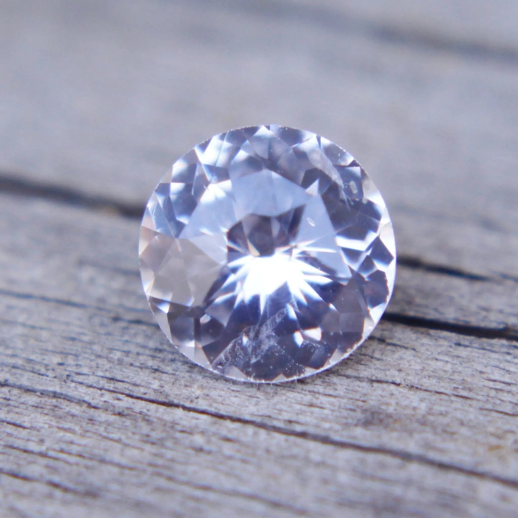 Natural White Sapphire - Sapphirepal