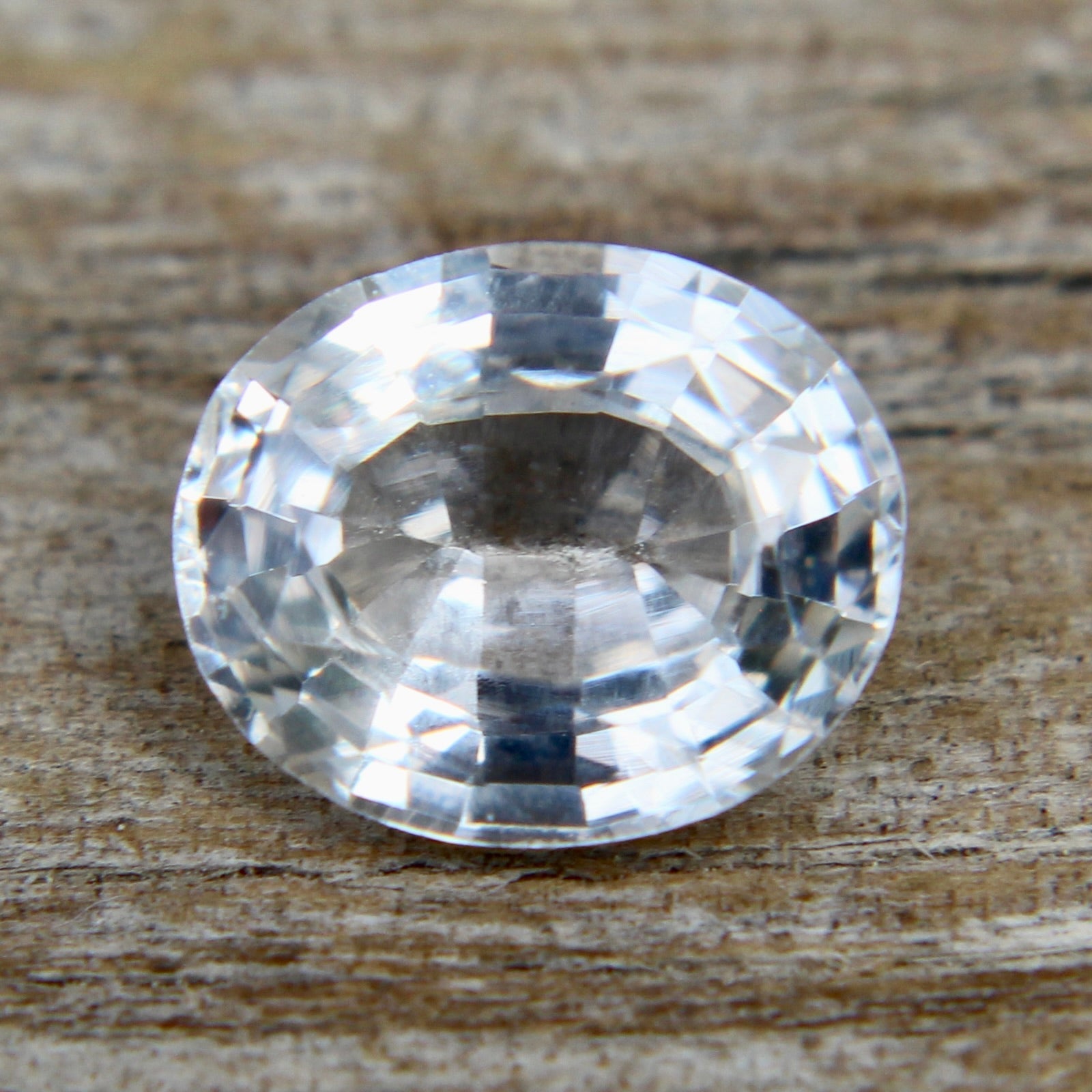 Natural White Sapphire - Sapphirepal
