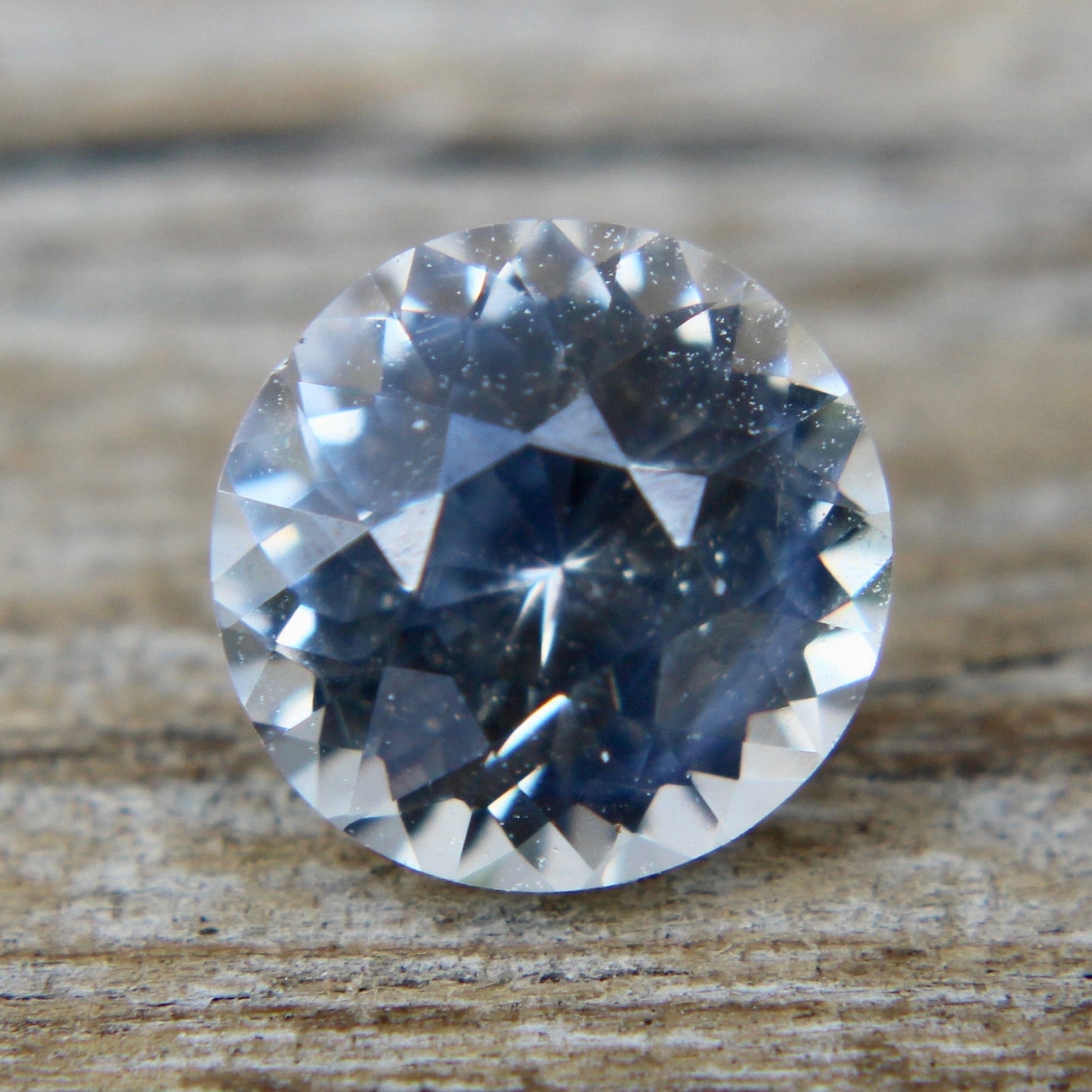 Natural White Sapphire - Sapphirepal
