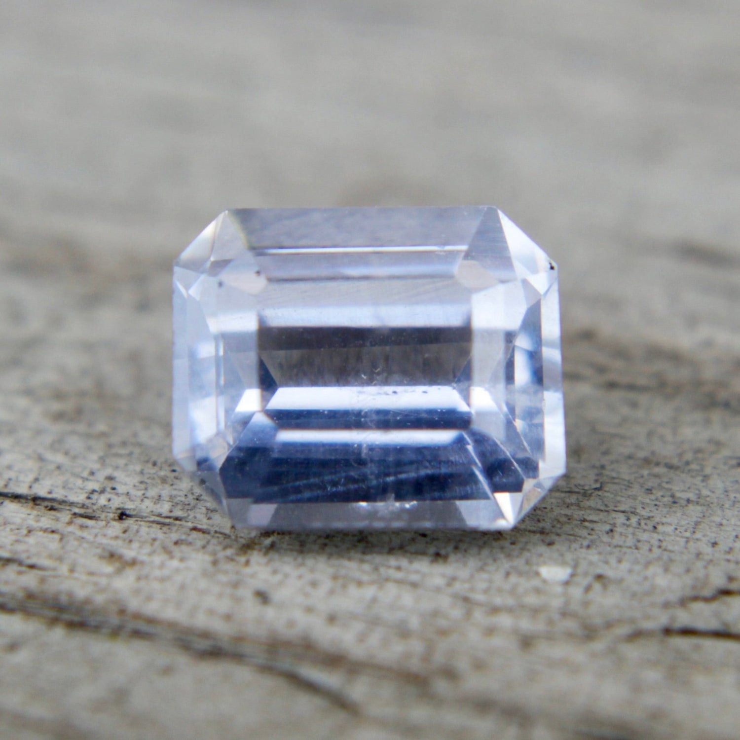 Natural White Sapphire - Sapphirepal