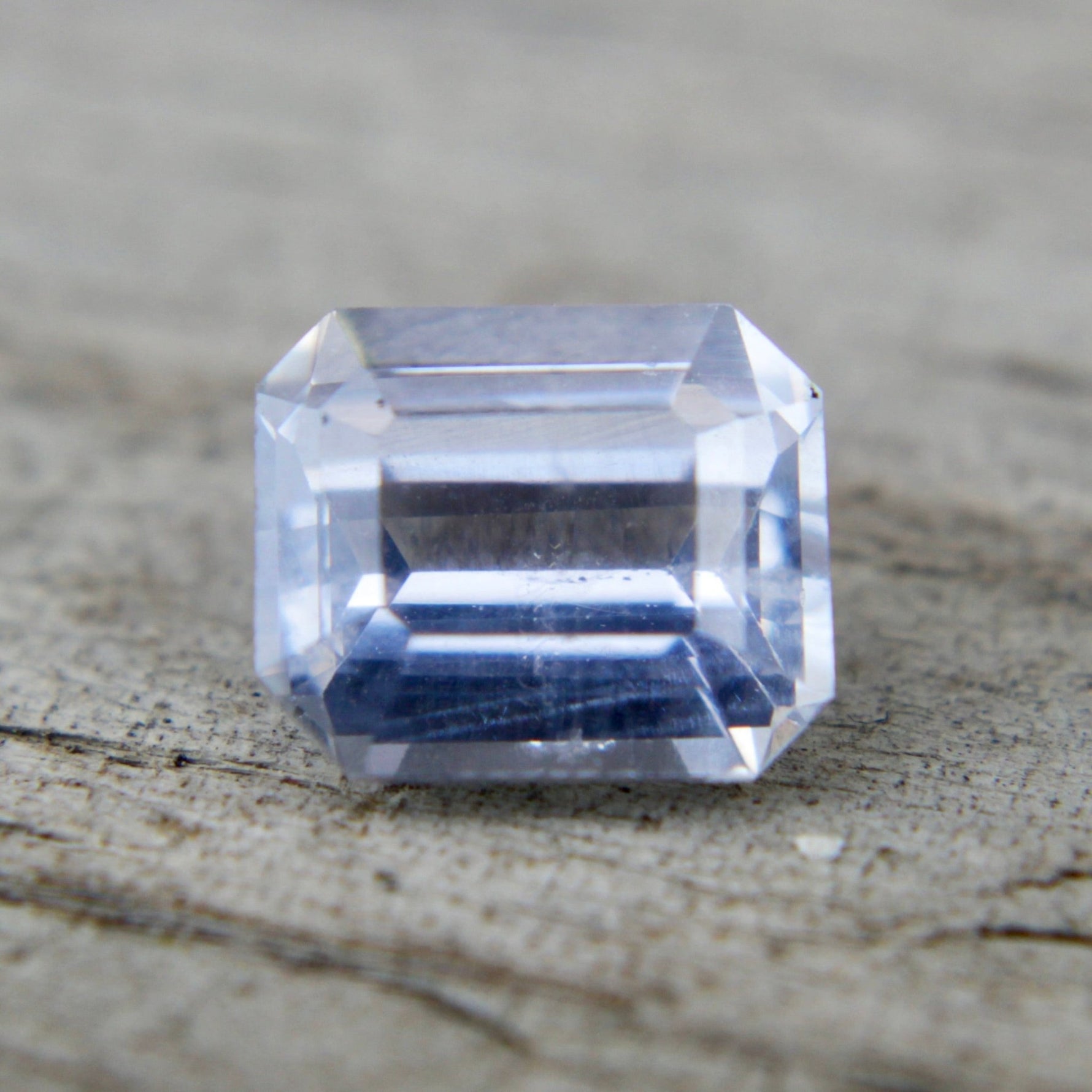 Natural White Sapphire - Sapphirepal