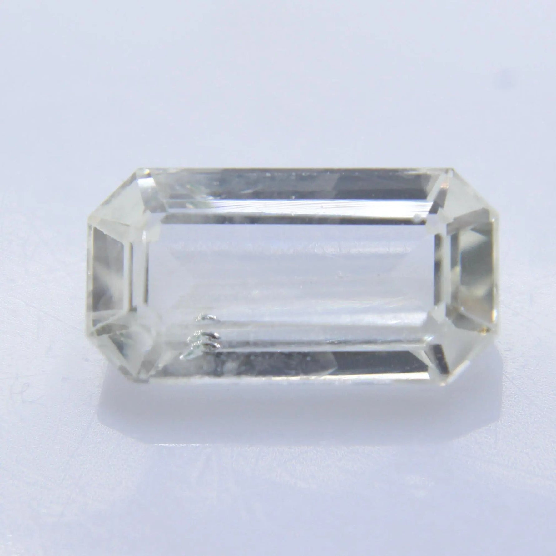 Natural White Sapphire - Sapphirepal