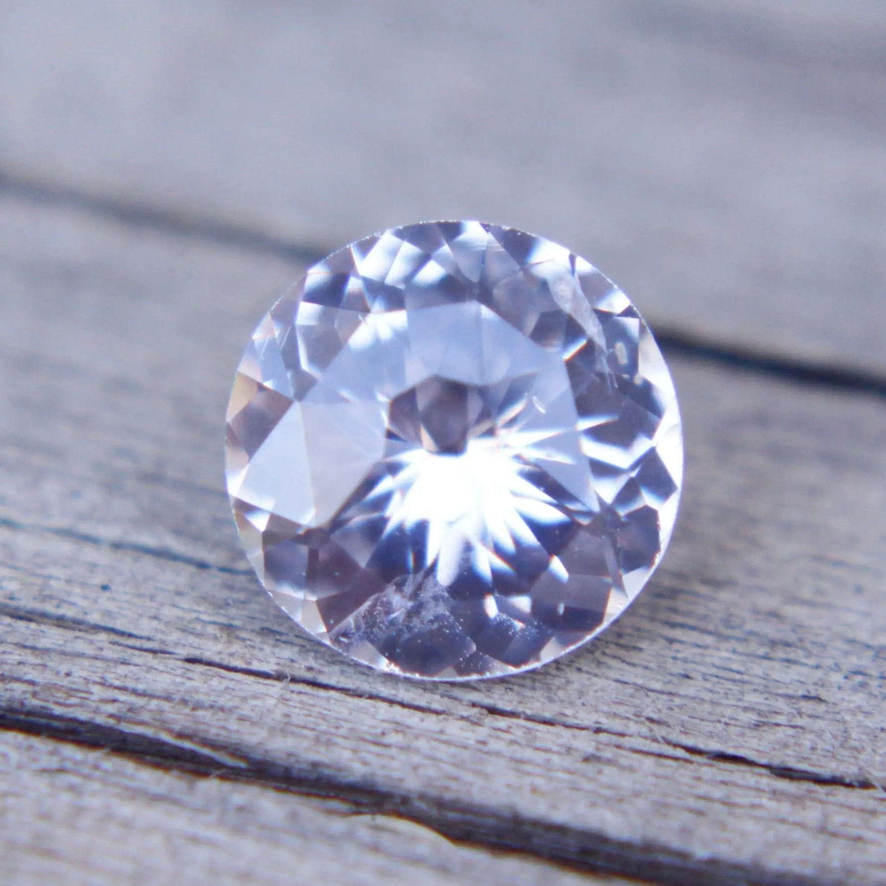 Natural White Sapphire - Sapphirepal