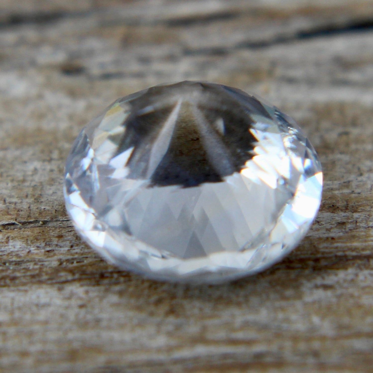 Natural White Sapphire - Sapphirepal
