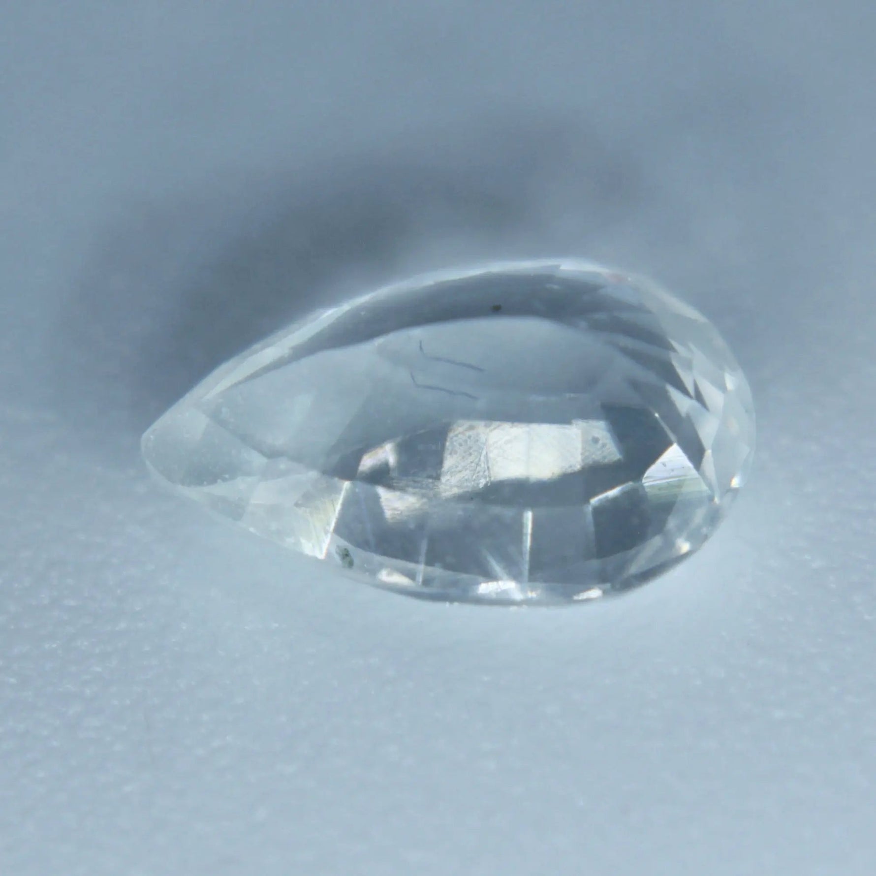 Natural White Sapphire - Sapphirepal