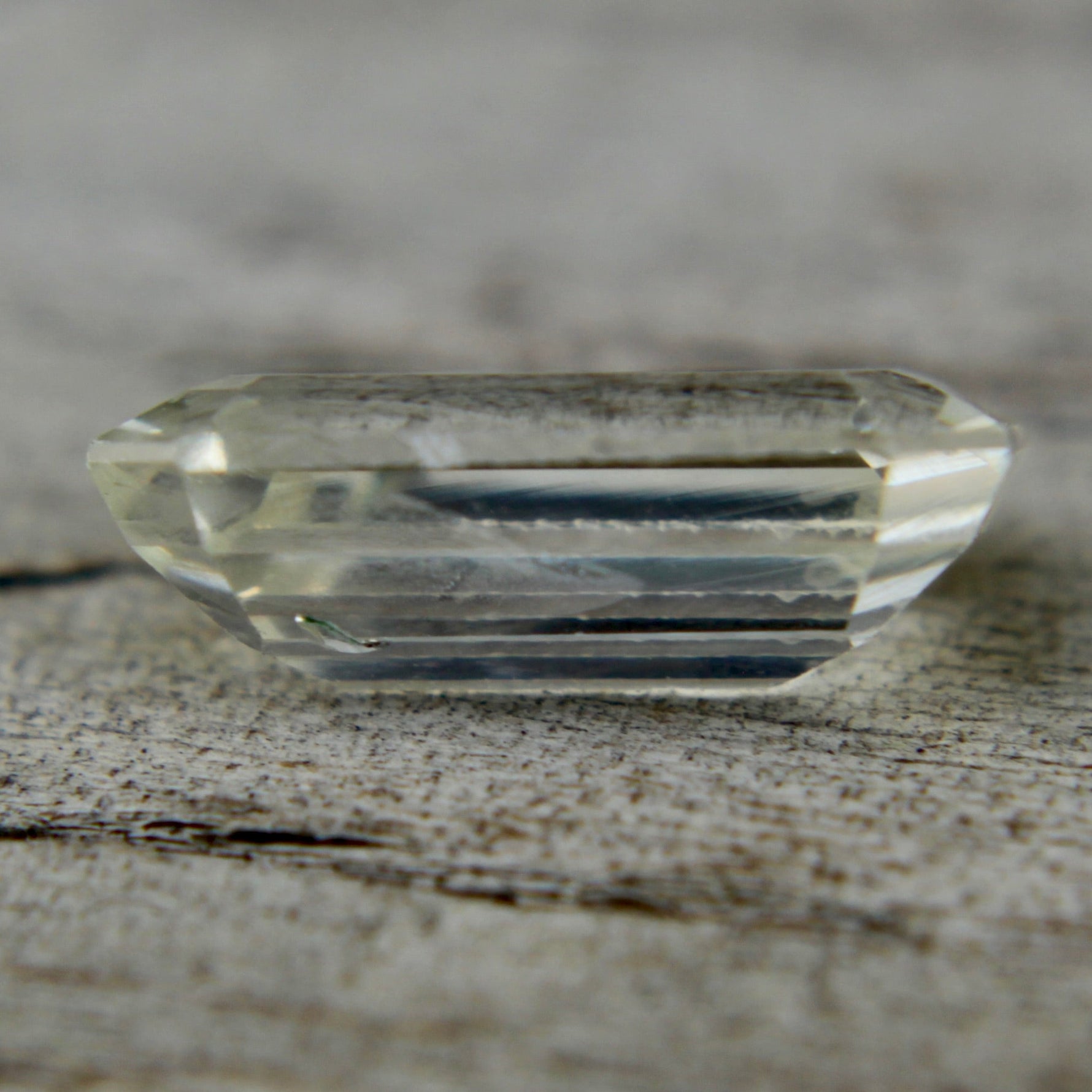 Natural White Sapphire - Sapphirepal