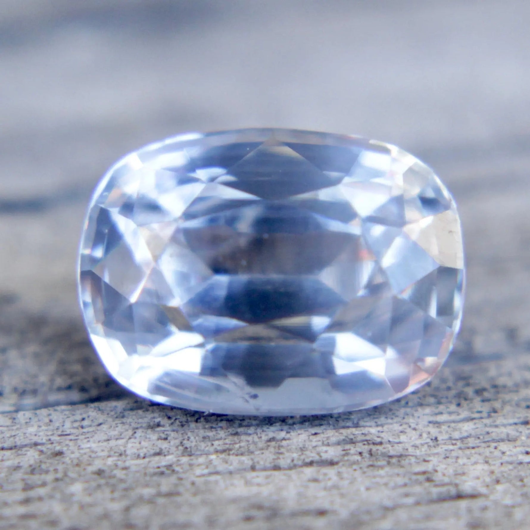 Natural White Sapphire - Sapphirepal