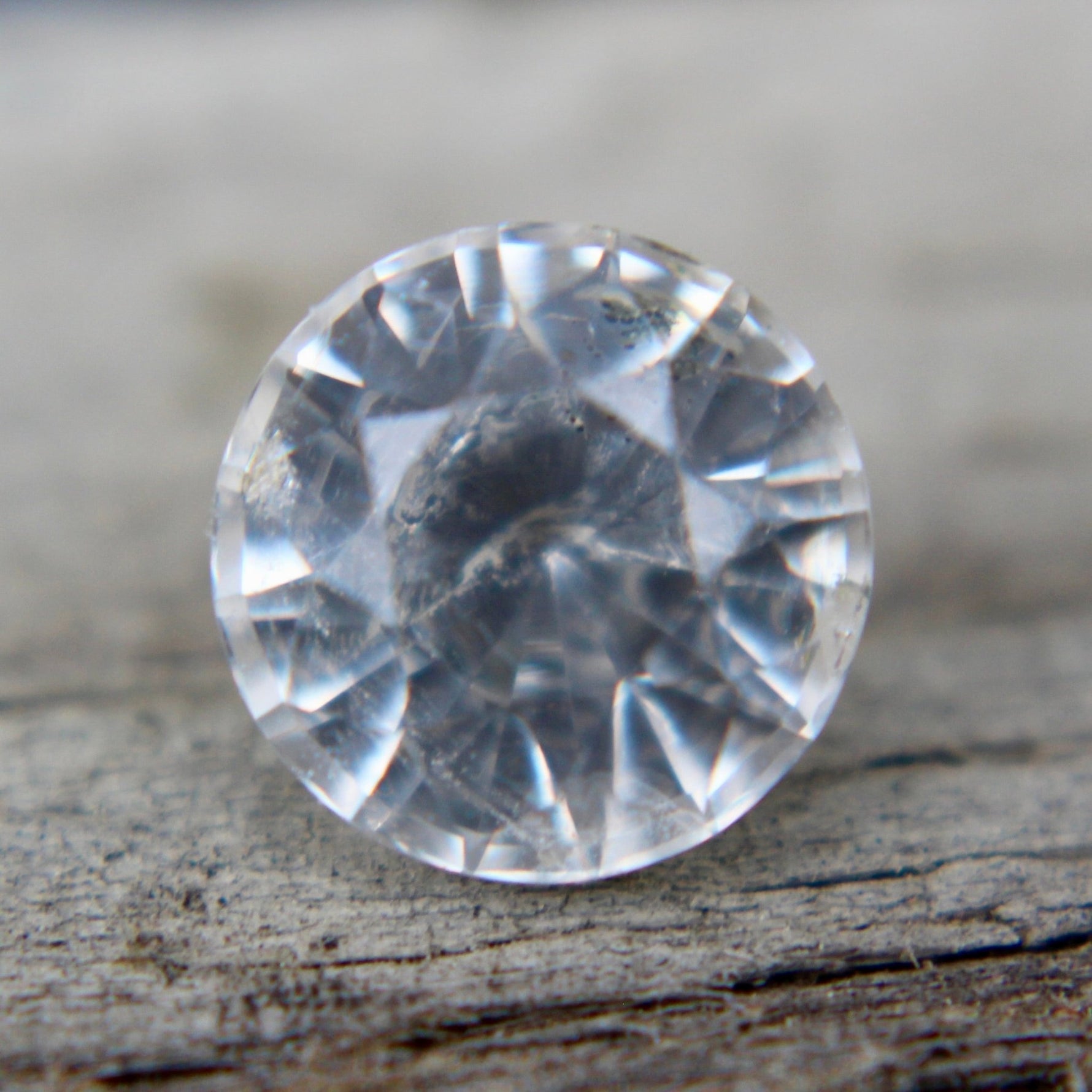 Natural White Sapphire - Sapphirepal