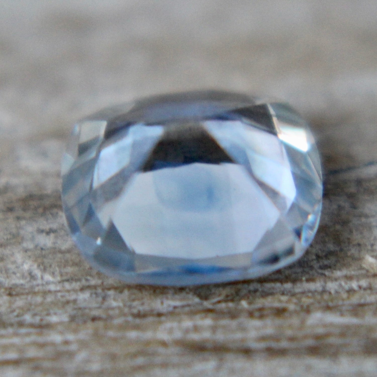 Natural White Sapphire - Sapphirepal