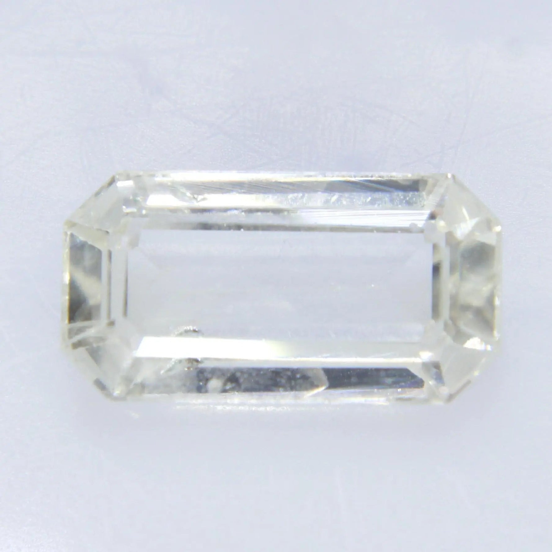 Natural White Sapphire - Sapphirepal