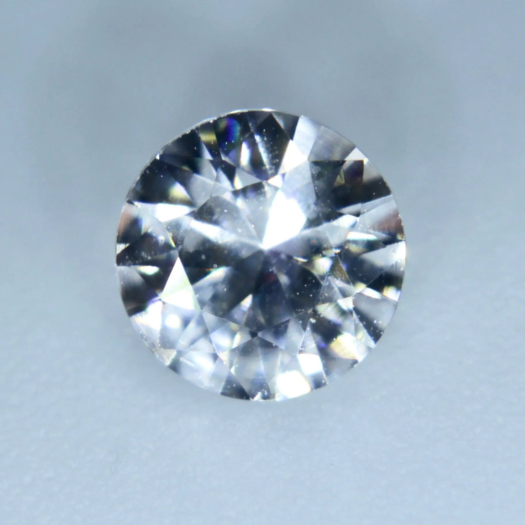 Natural White Sapphire - Sapphirepal