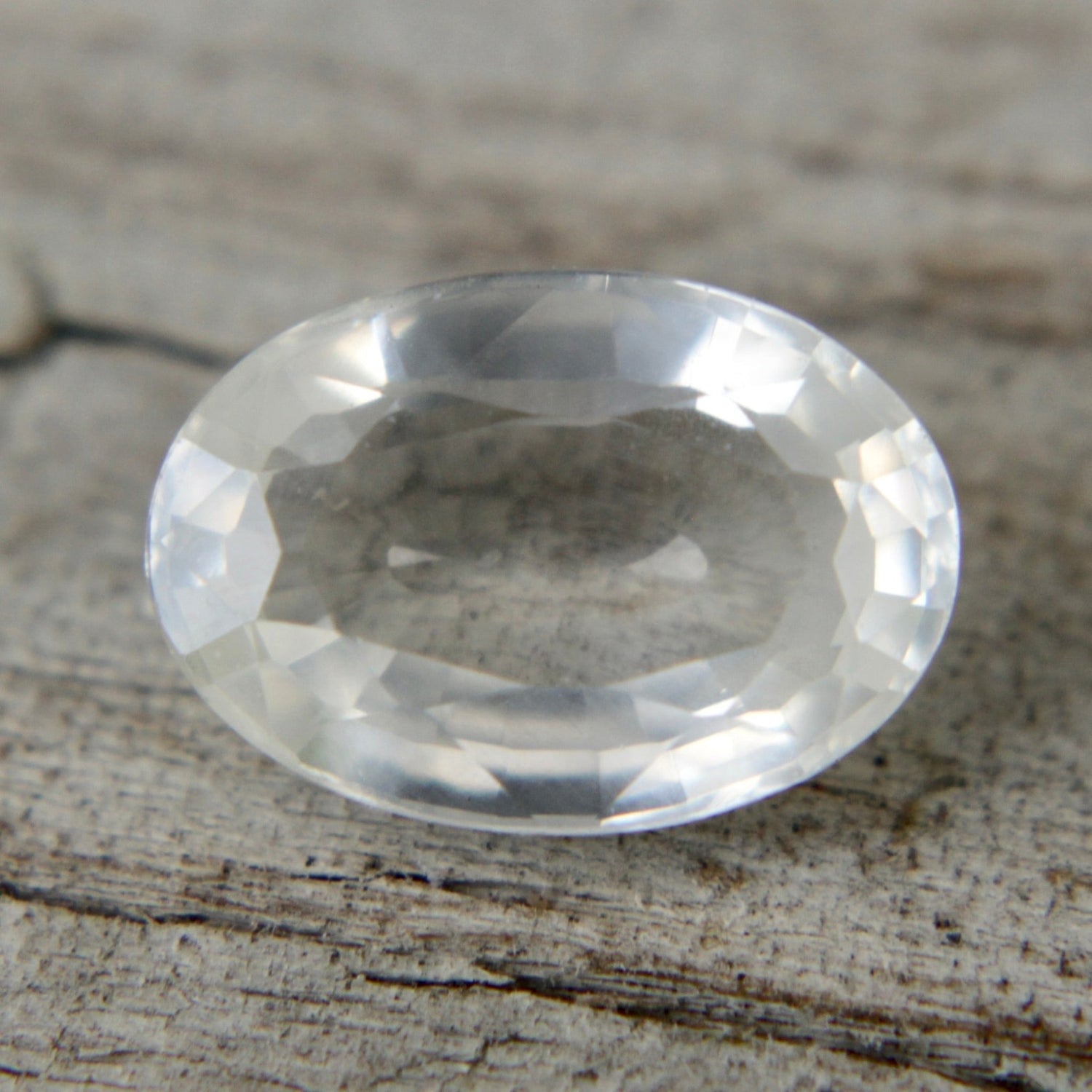 Natural White Sapphire - Sapphirepal
