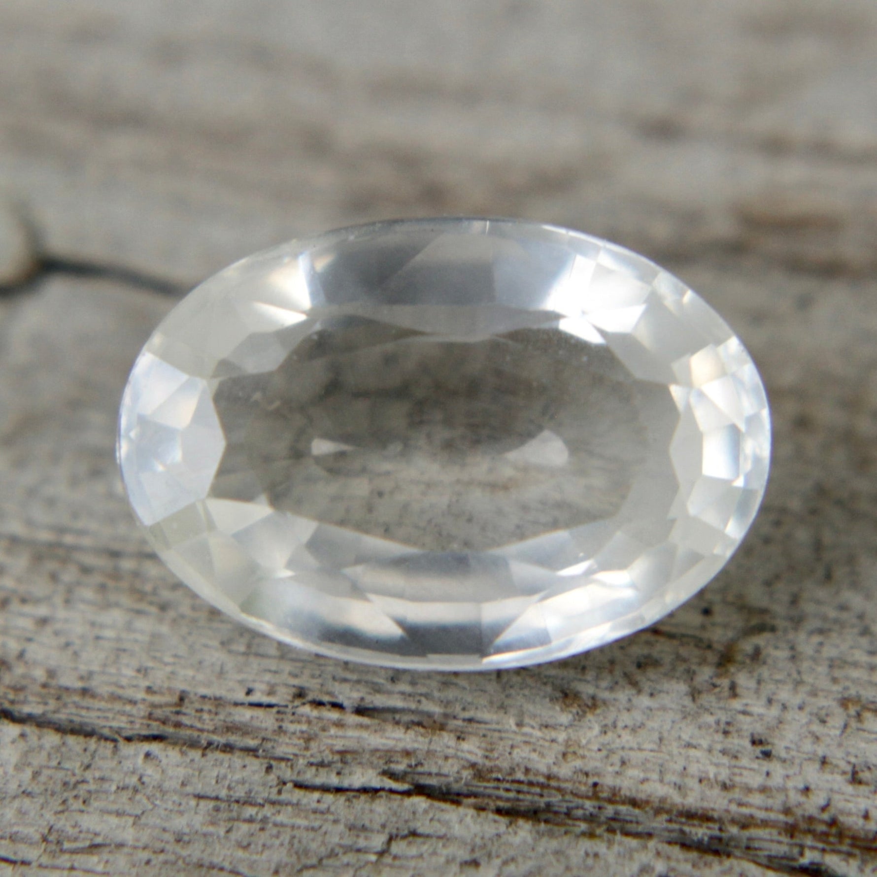 Natural White Sapphire - Sapphirepal