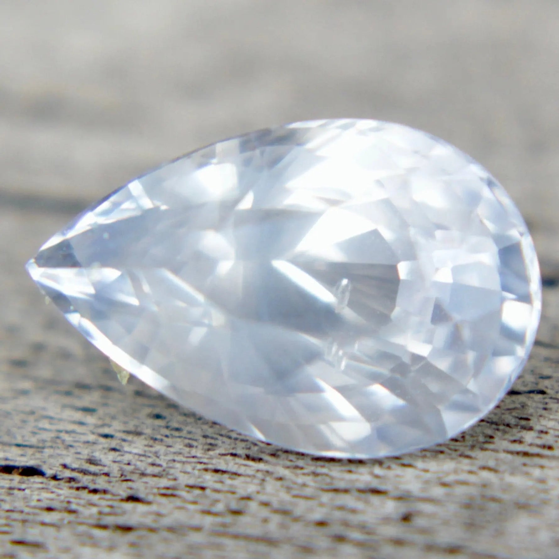 Natural White Sapphire - Sapphirepal